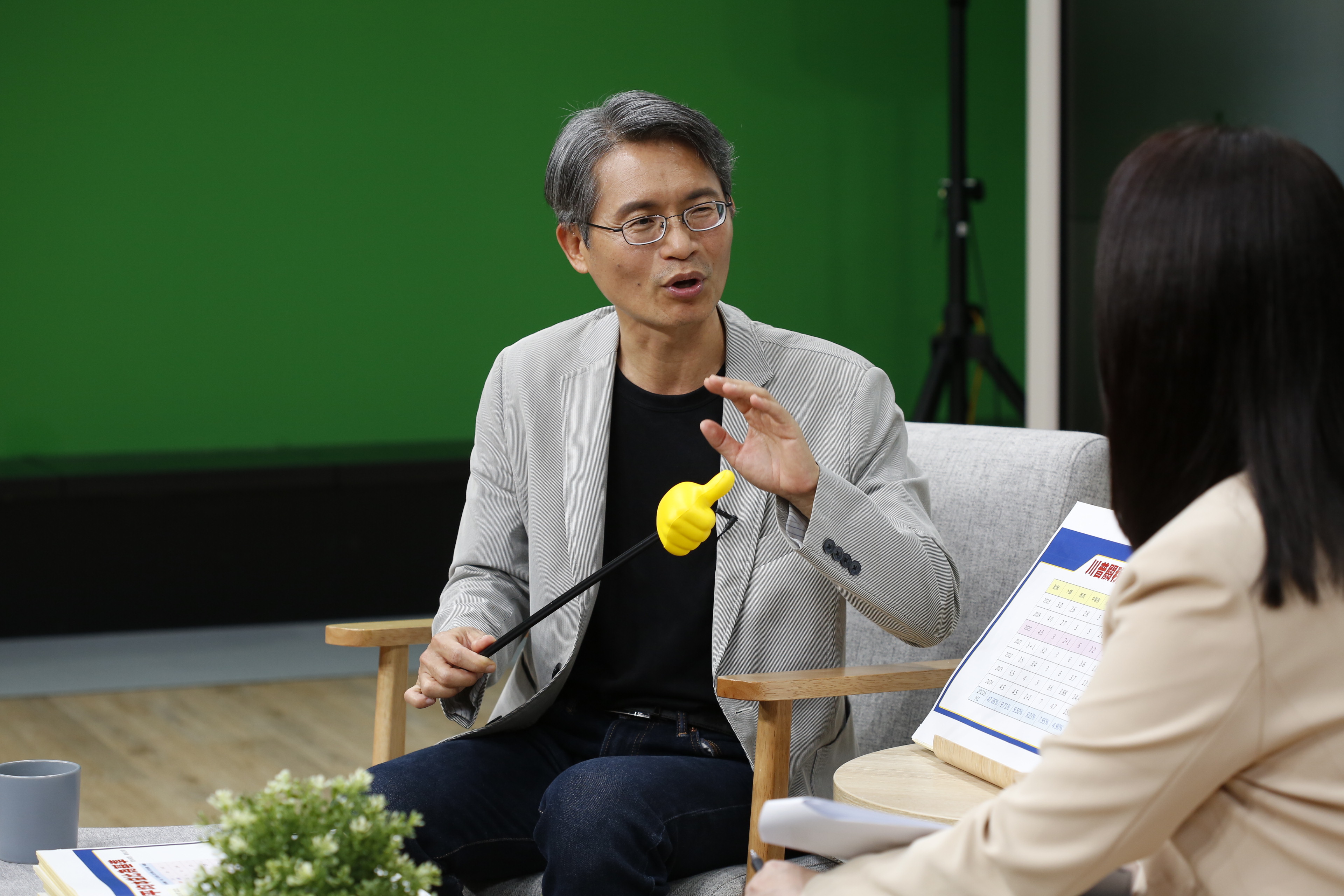 投資達人華倫公開他不受關稅戰影響的私房好股。