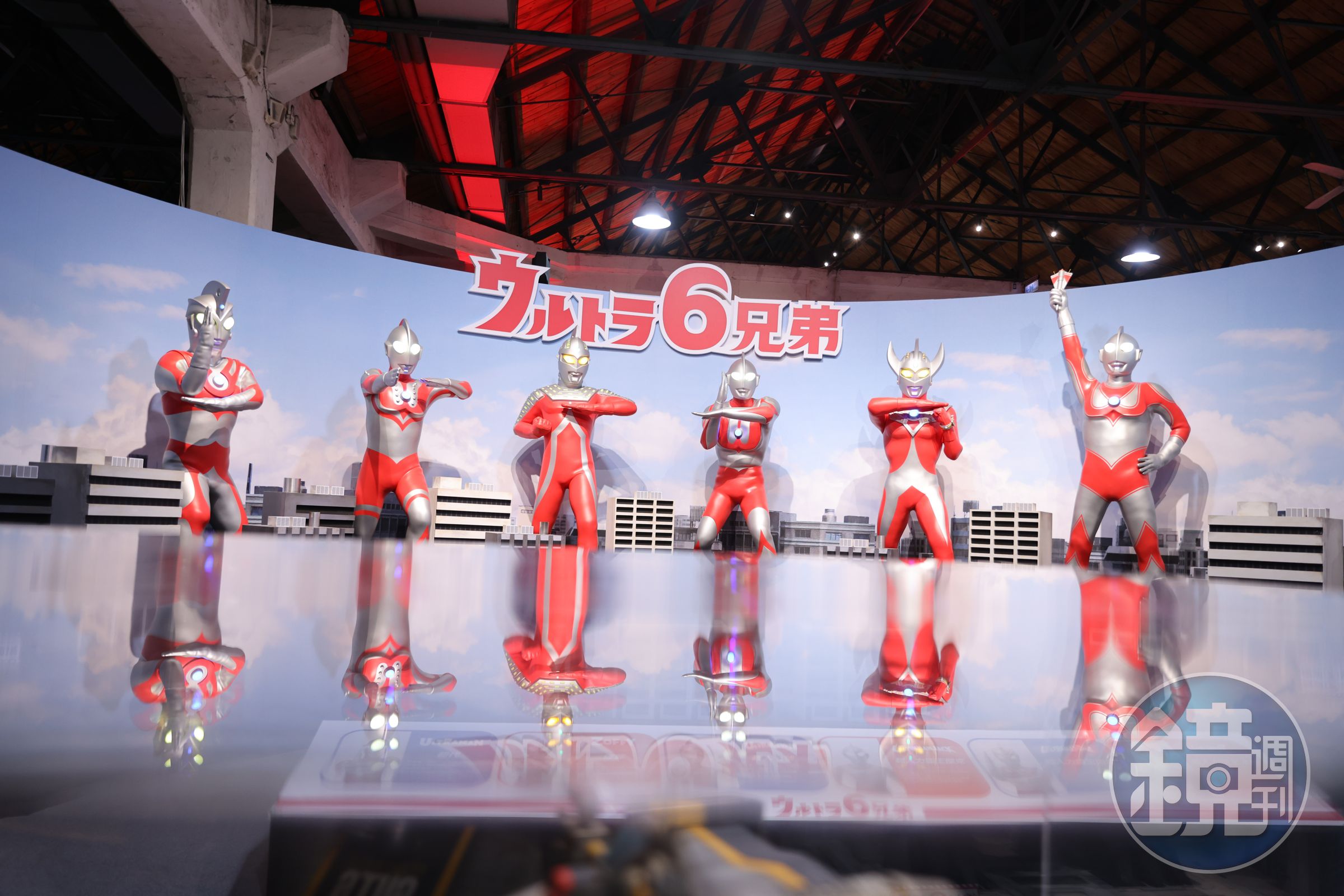 《超人力霸王英雄展》有宇宙警備隊最強的「超人6兄弟」。