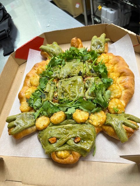 底下有人支援實品圖,網友看了更驚呼「看完實品食欲都沒了」。(翻攝自PTT)
