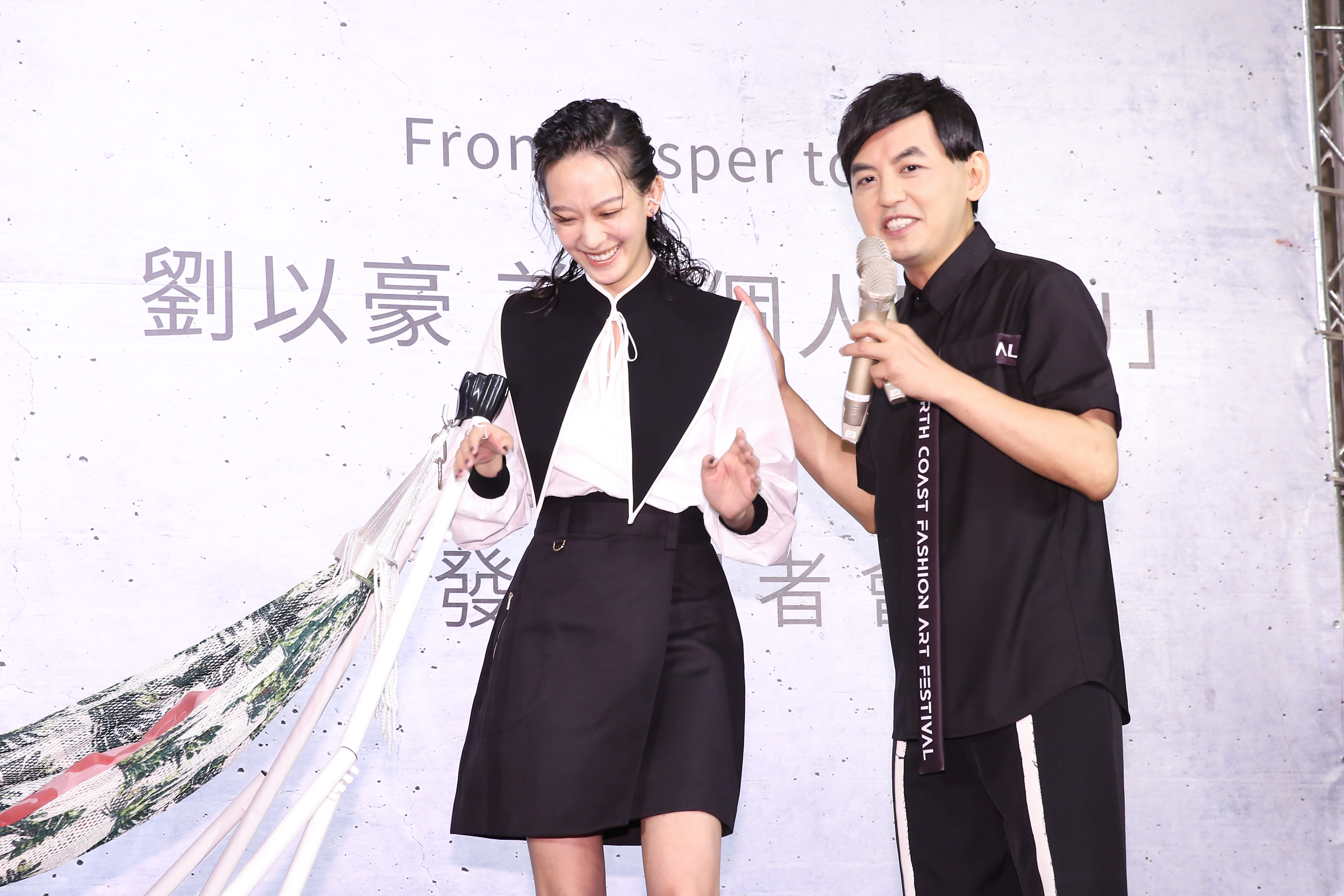 外界最近又對黃子佼與孟耿如有一波撻伐聲浪。（本刊資料照）