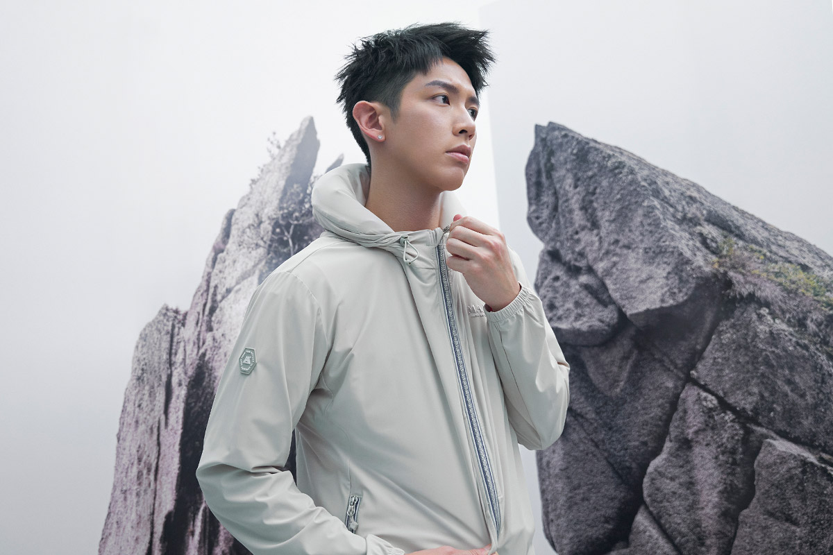 柯震東擔任服飾品牌代言人，拍攝時尚大片。（MAJOR MADE提供）