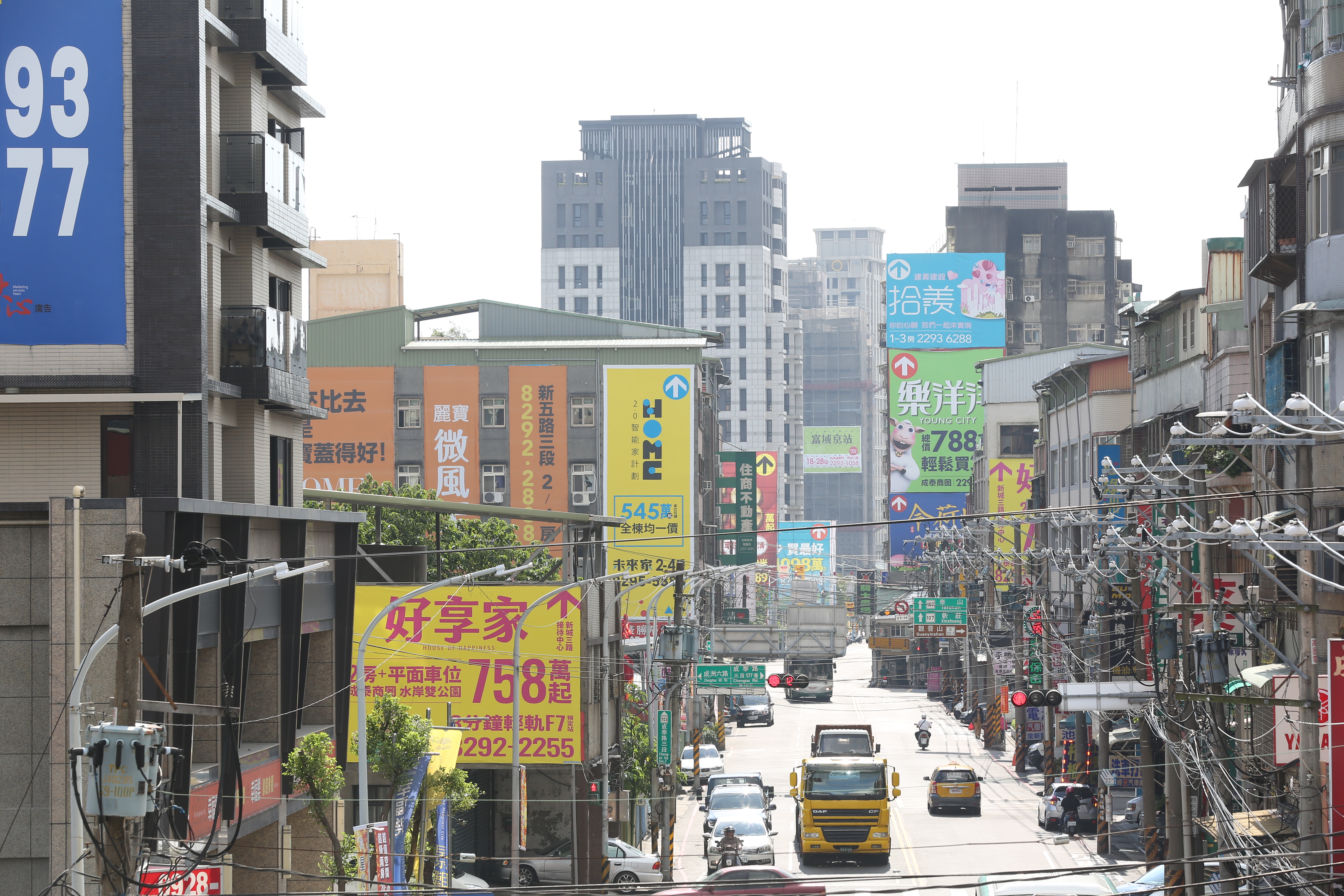 新青安助攻房市大好，尤其預售屋開案即完銷，預估未來幾年營建股仍有成長空間。（示意圖，本刊資料照）