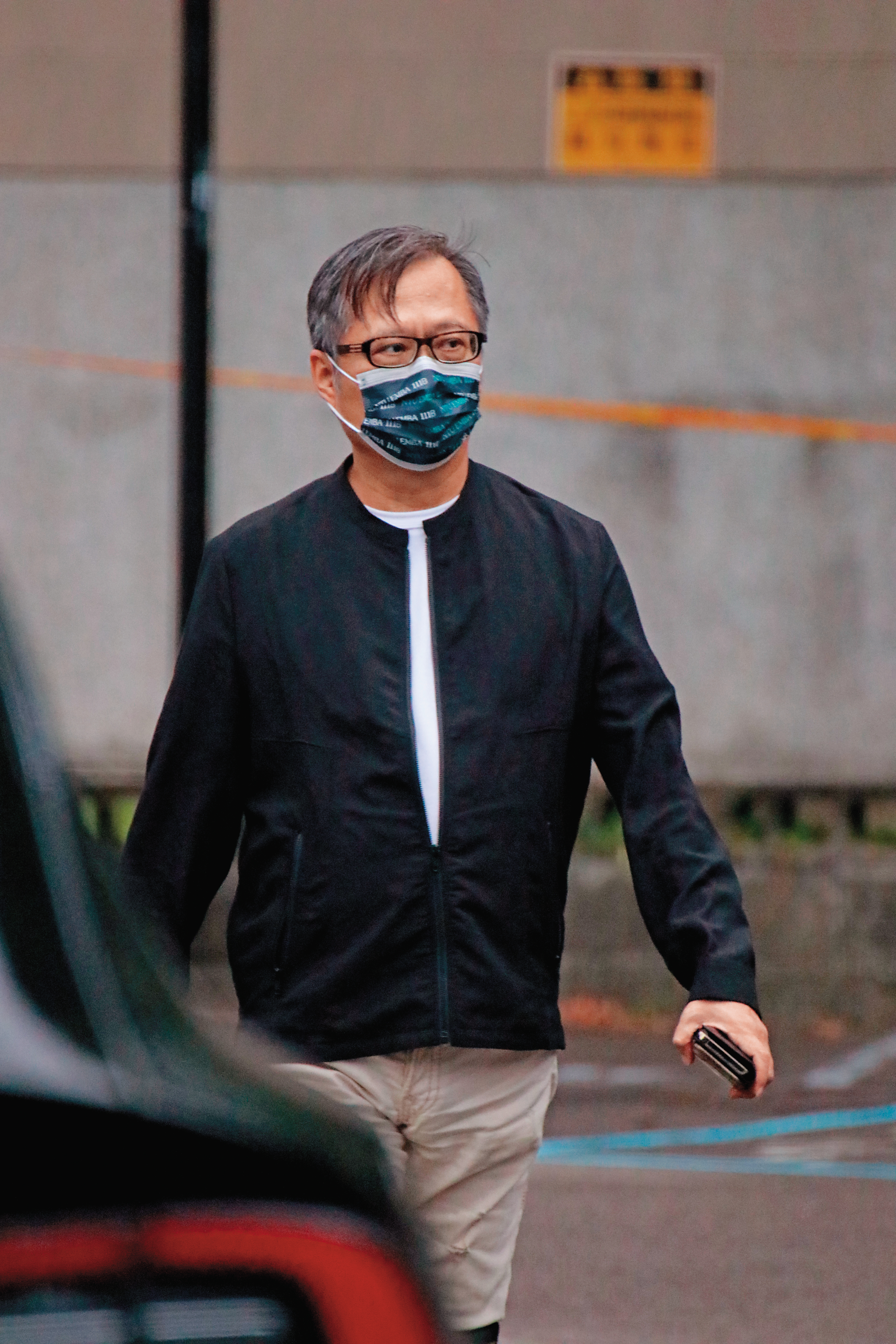 三顧副董事長陳宗基爭議不斷，不但涉以不實資料向經濟部工業局申請補助款，還曾在高檔餐廳踢傷女性友人。