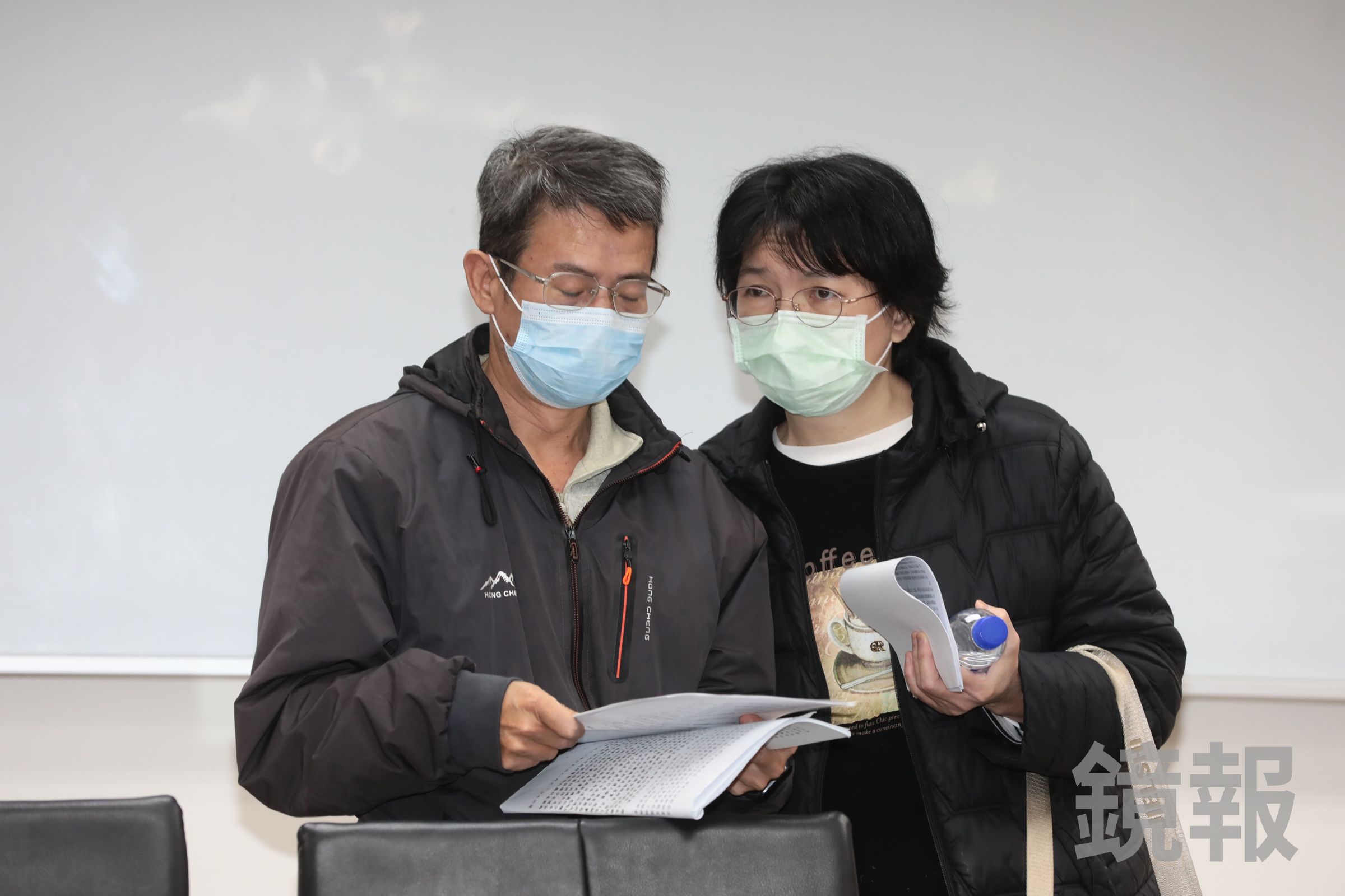 楊承勳父母在愛子離世後,持續為校園安全及司法制度改革發聲。(鏡報提供)