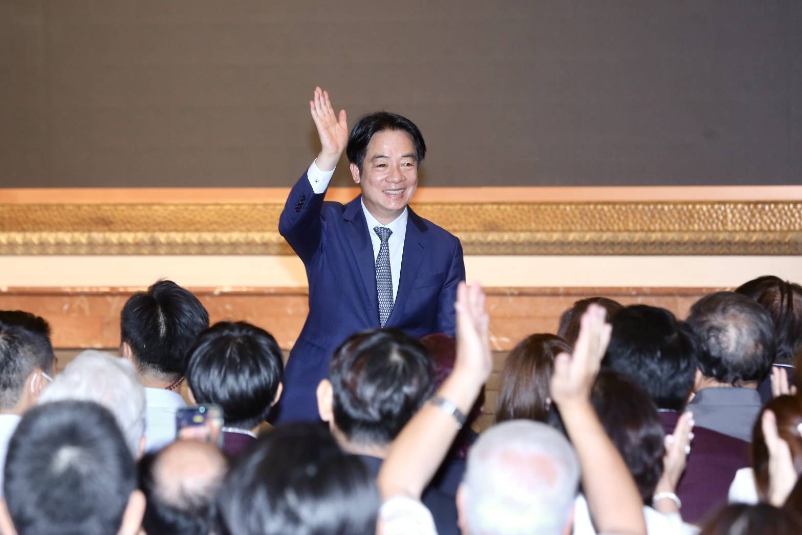 總統賴清德今日在新北市新莊進行演說。（鏡報董孟航攝）