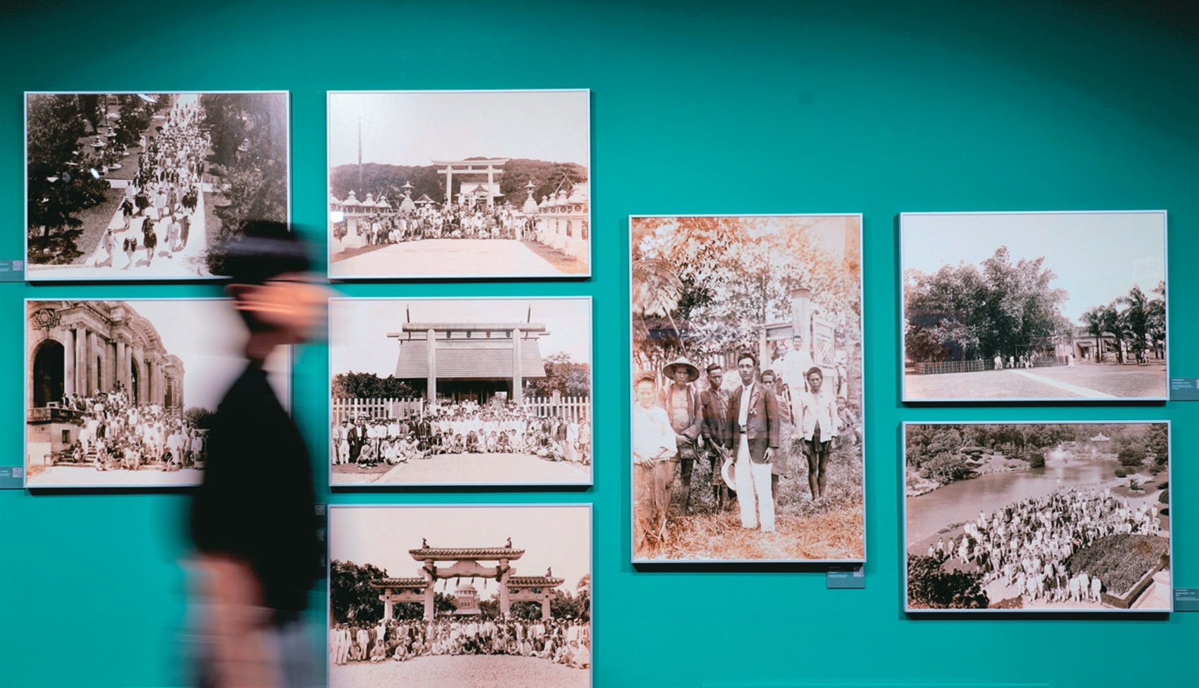 國家攝影文化中心台北館展出「典藏開卷:日治時期寫真帖中的臺灣」,重現時代光影。(圖/國家攝影文化中心台北館)