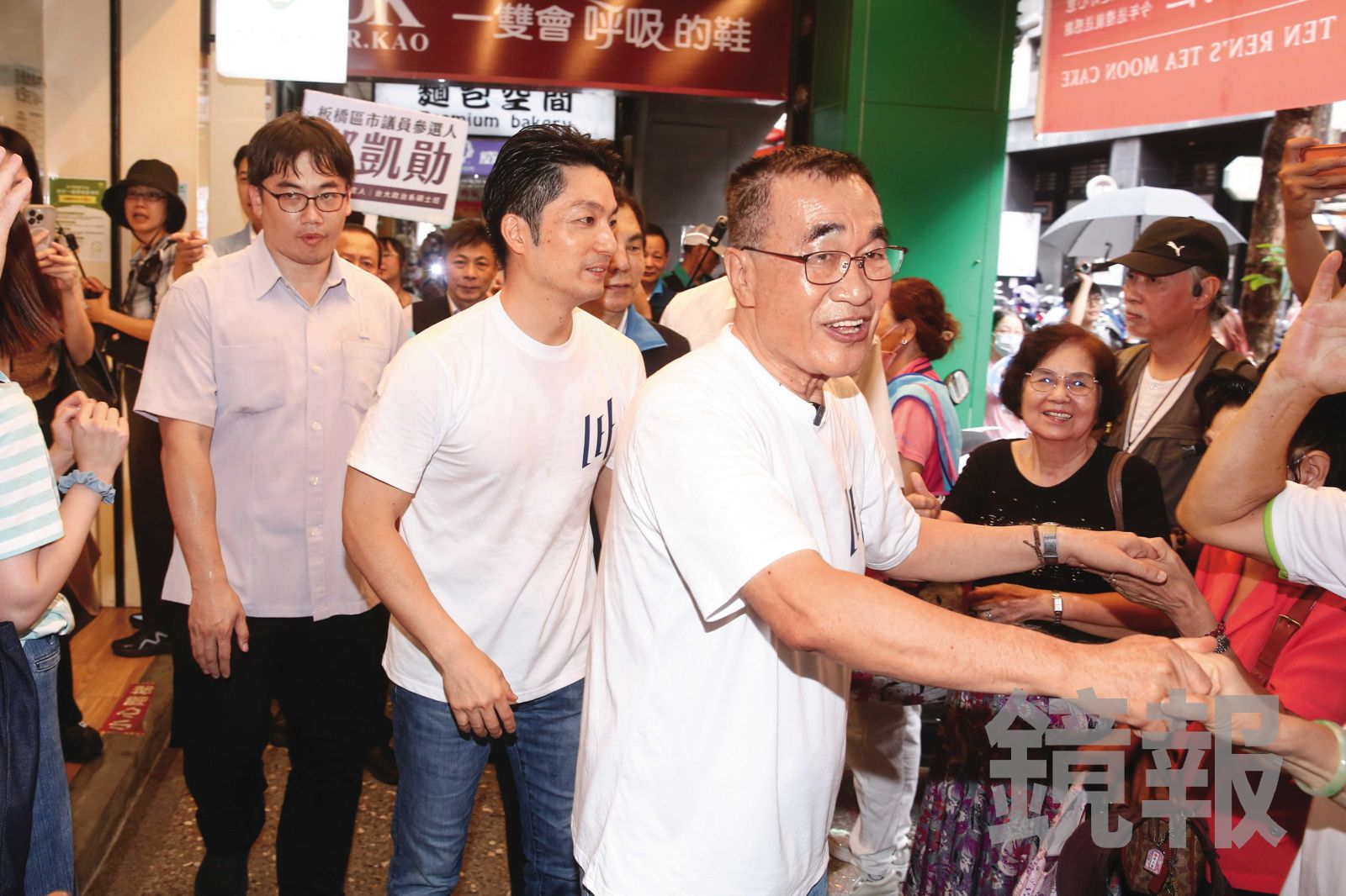李四川與蔣萬安「雙北連線」頻合體，有意強化市政牌搶攻都會中間選民。（鏡報李鍾泉）