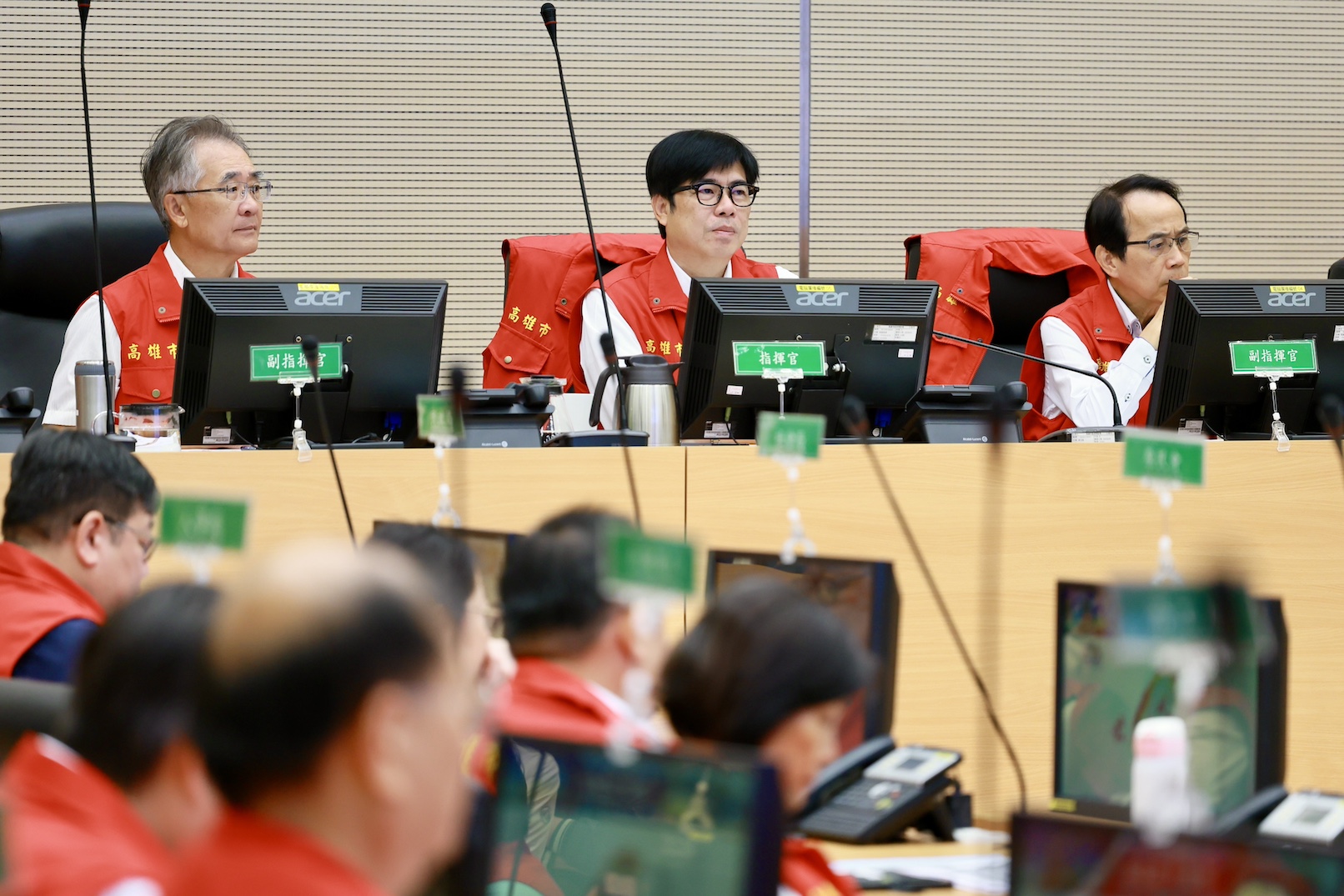 陳其邁在臉書提醒，3點到晚上9點是風勢、雨勢最強的時間，民眾應避免不必要外出。（翻攝自陳其邁臉書）