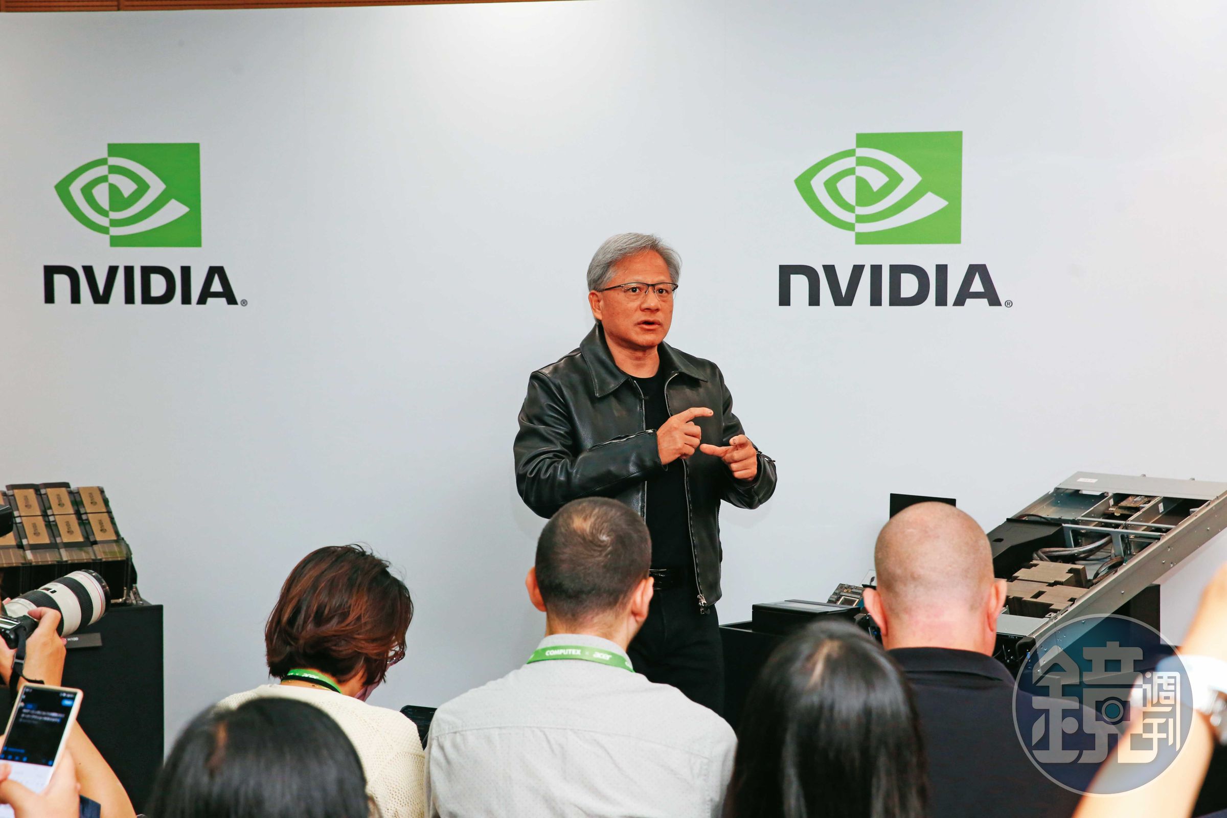 NVIDIA對下一季營收的預估年成長率逾200%,股價表現強勢。