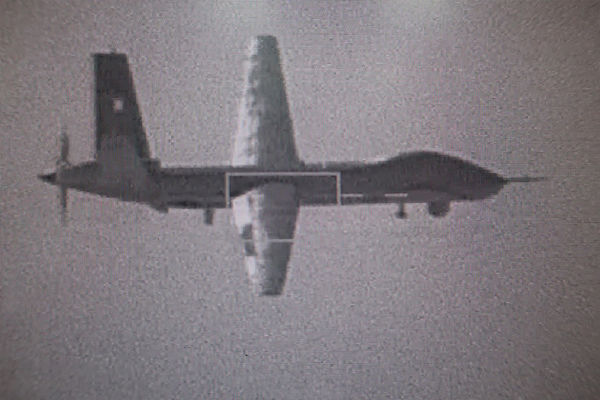 F-16V監控中共攻擊2型無人機。（國防部提供）