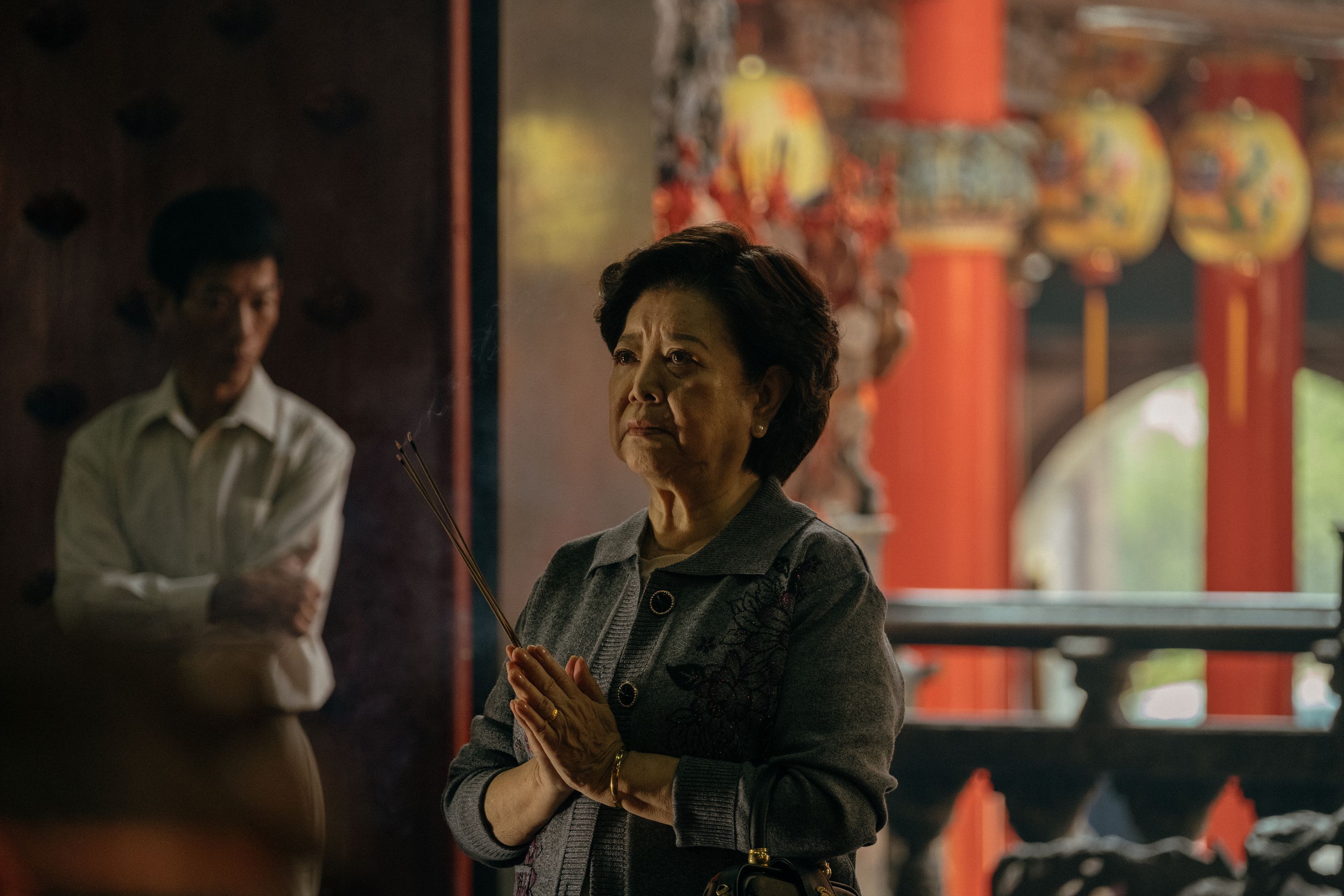陳淑芳以電影《孤味》拿下第57屆金馬獎最佳女主角，並且在同一屆以《親愛的房客》拿下金馬獎最佳女配角，締造影史紀錄。（Netflix提供）