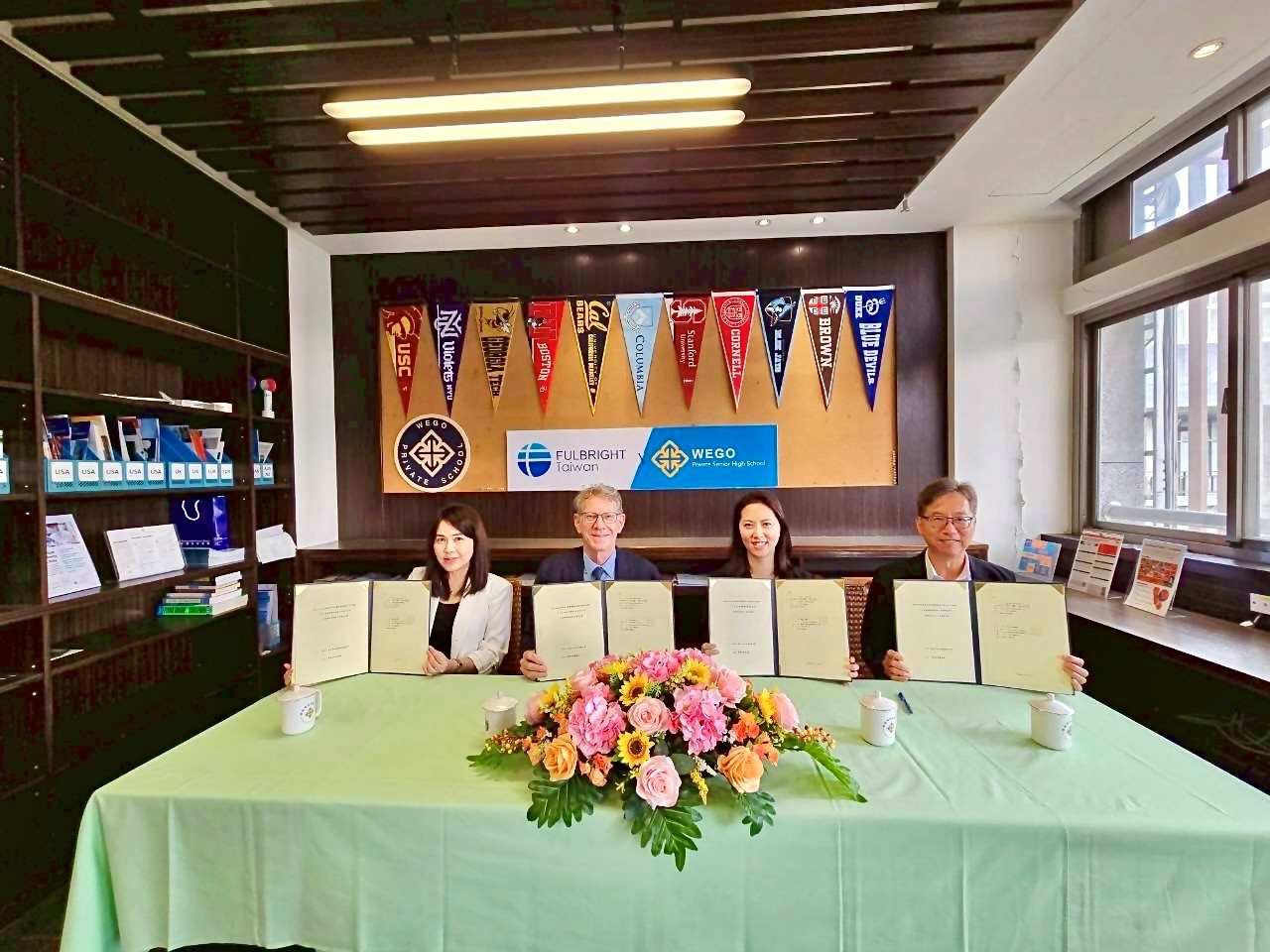 薇閣高中與學術交流基金會（Fulbright Taiwan）簽署合作計畫，培育英語思辨人才。