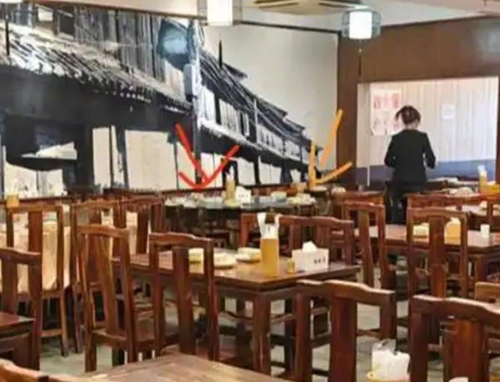 女顧客曝男童所在位置。（翻攝微博）