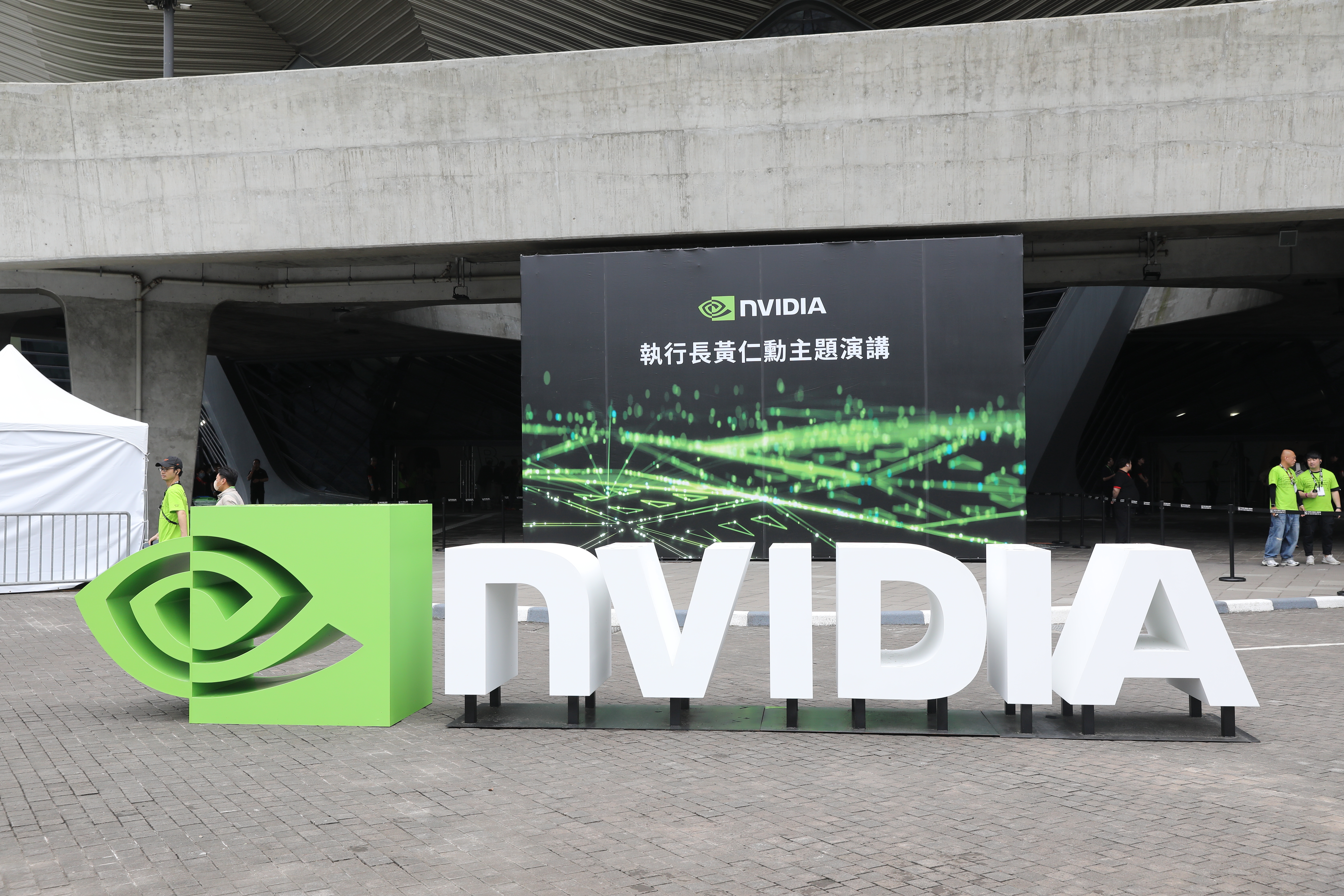 據機構預估,今年S&P 500整體企業獲利增長約14.9%,其中,資訊科技預估成長28.9%,是增長最大的產業。