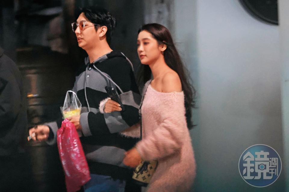 本刊今年1月直擊明杰與女友在大街約會畫面。