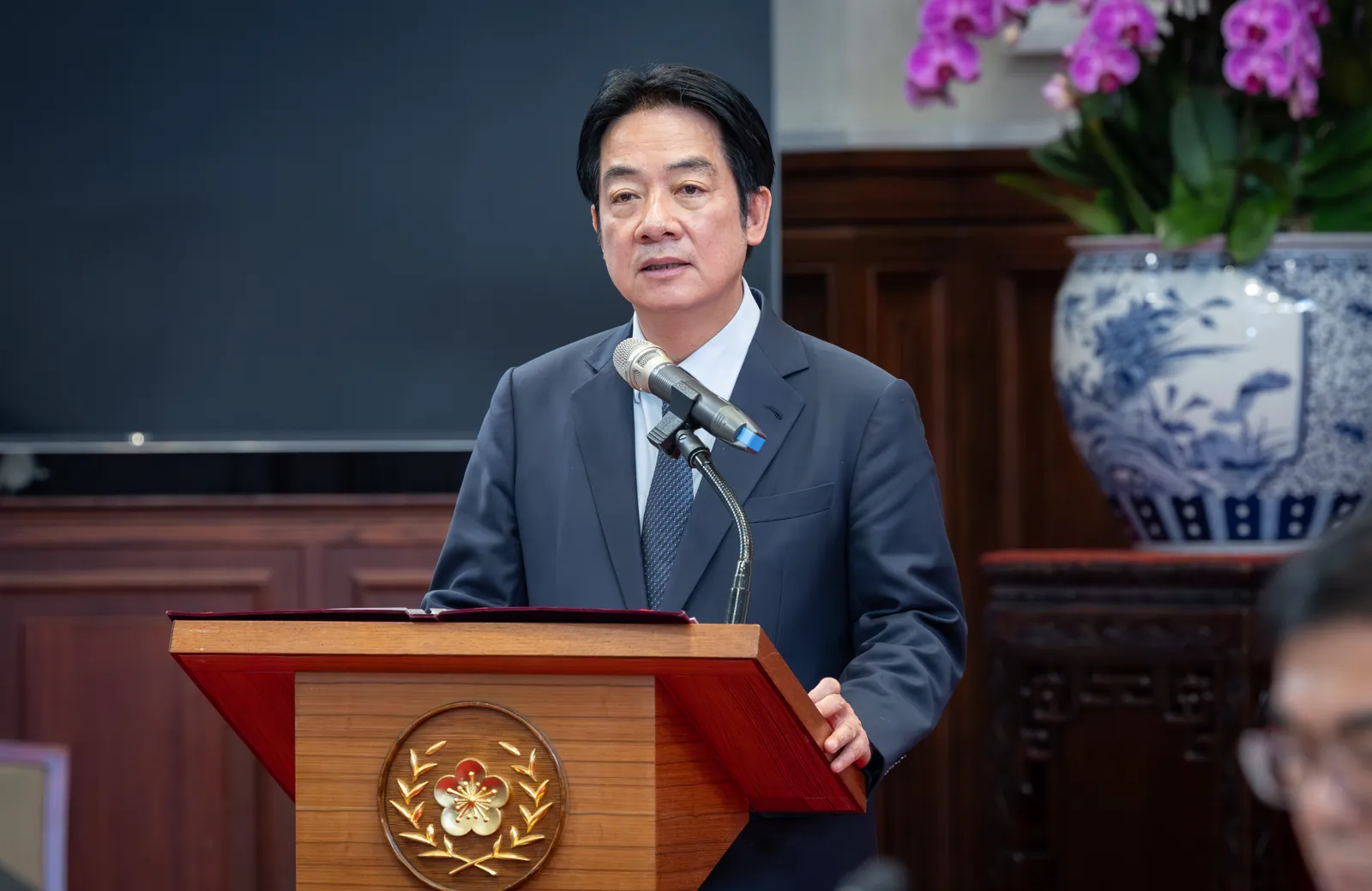 中國阻賴清德專機出訪  ，法國在台協會發聲挺台。（總統府提供）