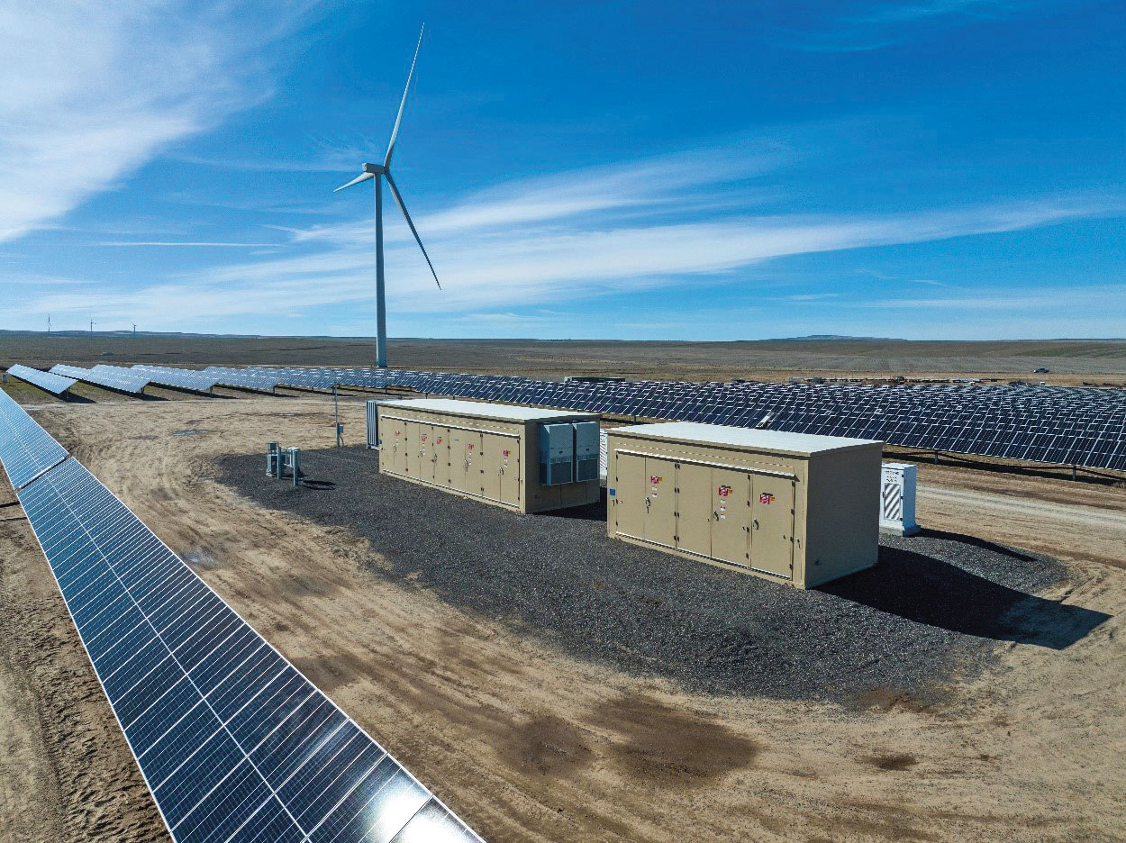 美國科技公司關注自建發電與儲能系統，以因應AI用電需求。（翻攝NextEra Energy臉書）