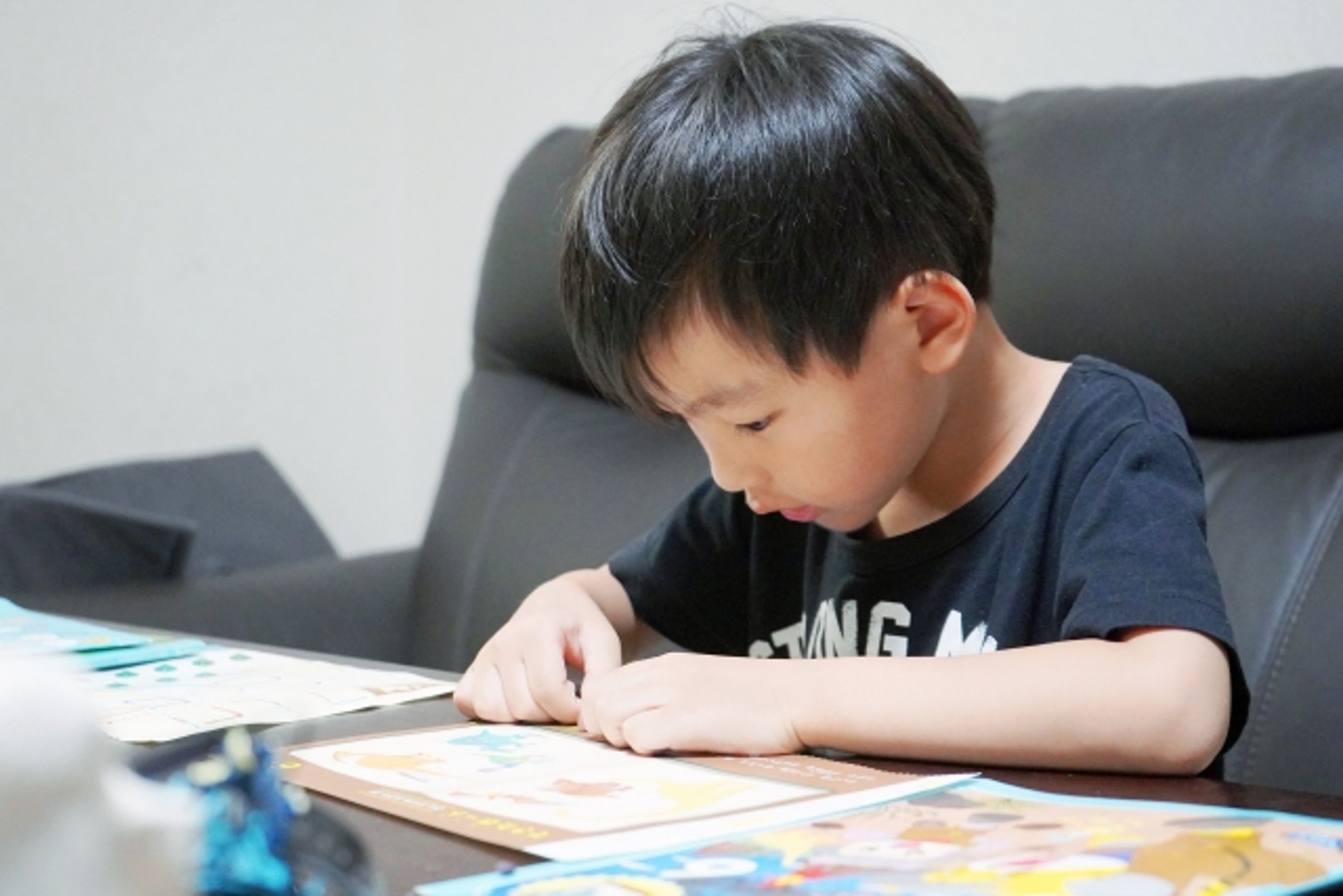 小兒科醫師陳木榮分享自己陪小孩讀書的心得，發現許多中文字讀音跟自己想的不一樣。（示意圖，photo-ac）