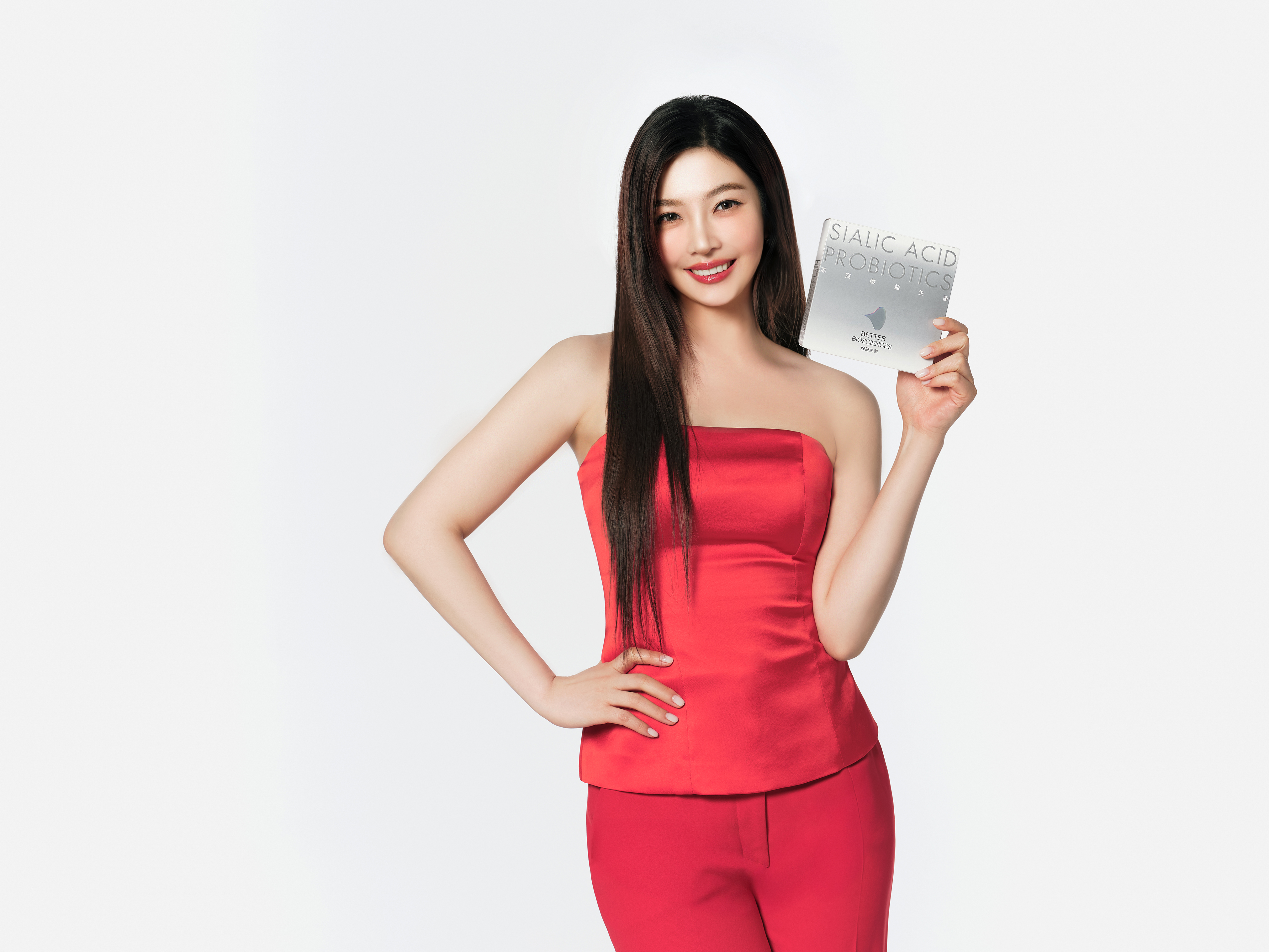 RED VELVET JOY熱愛嘗試各種美容保健產品，也曾在節目裡展現使用品牌產品的習慣。（好好生醫提供）