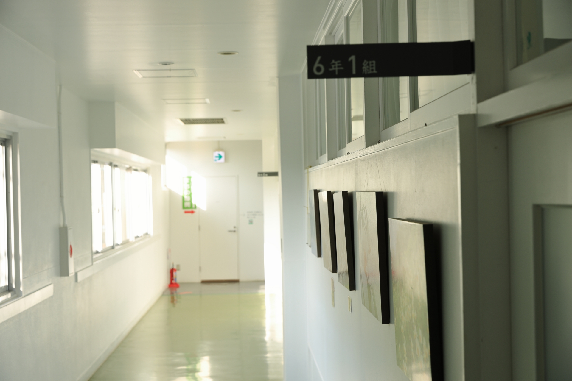 新北市三重區一名小六女童驚傳昨日墜樓身亡，原因尚待釐清。（示意圖，photoAC提供）