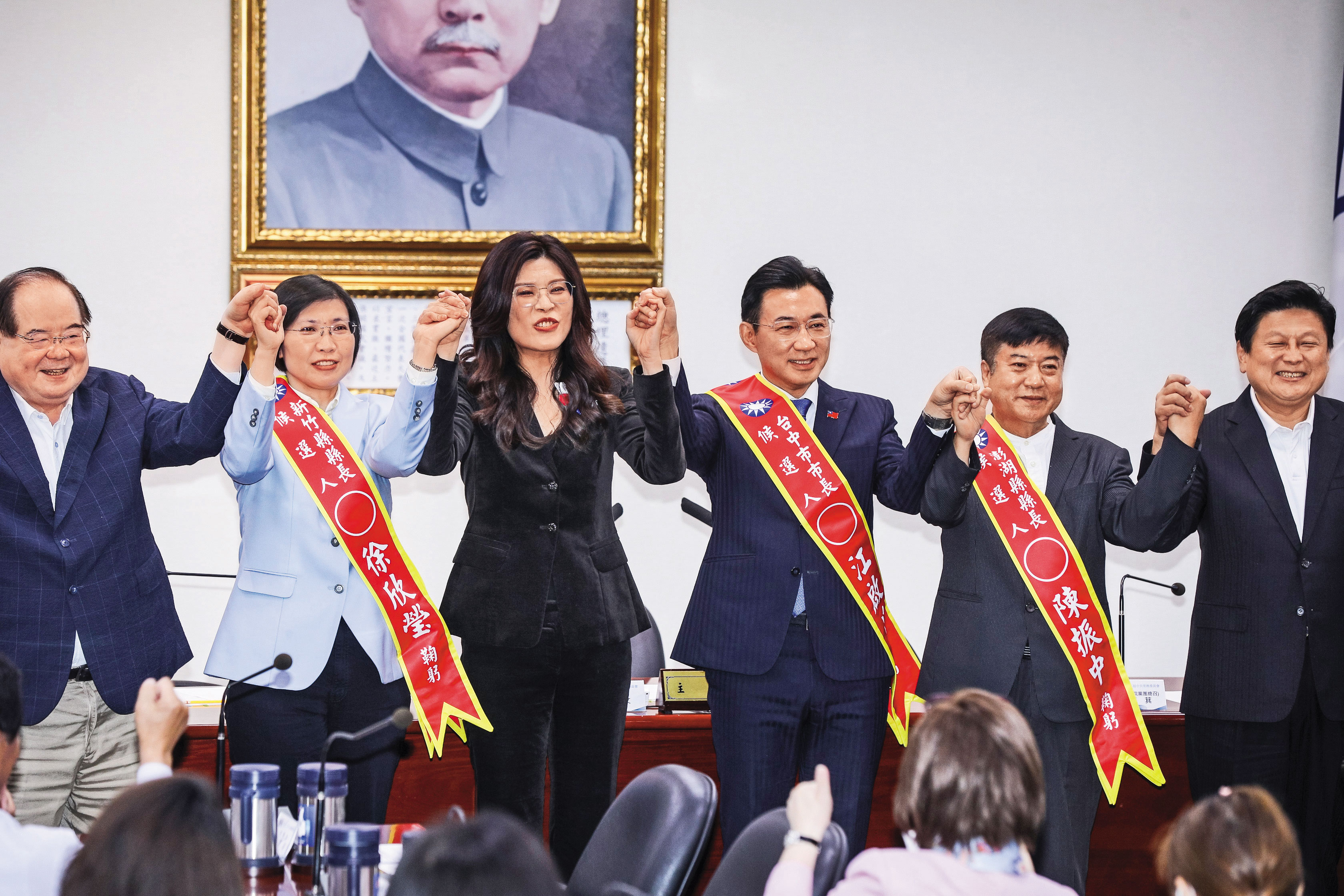 鄭習會未掀起負面效應，讓藍年底選將、民代鬆口氣。（鏡報鄒保祥）