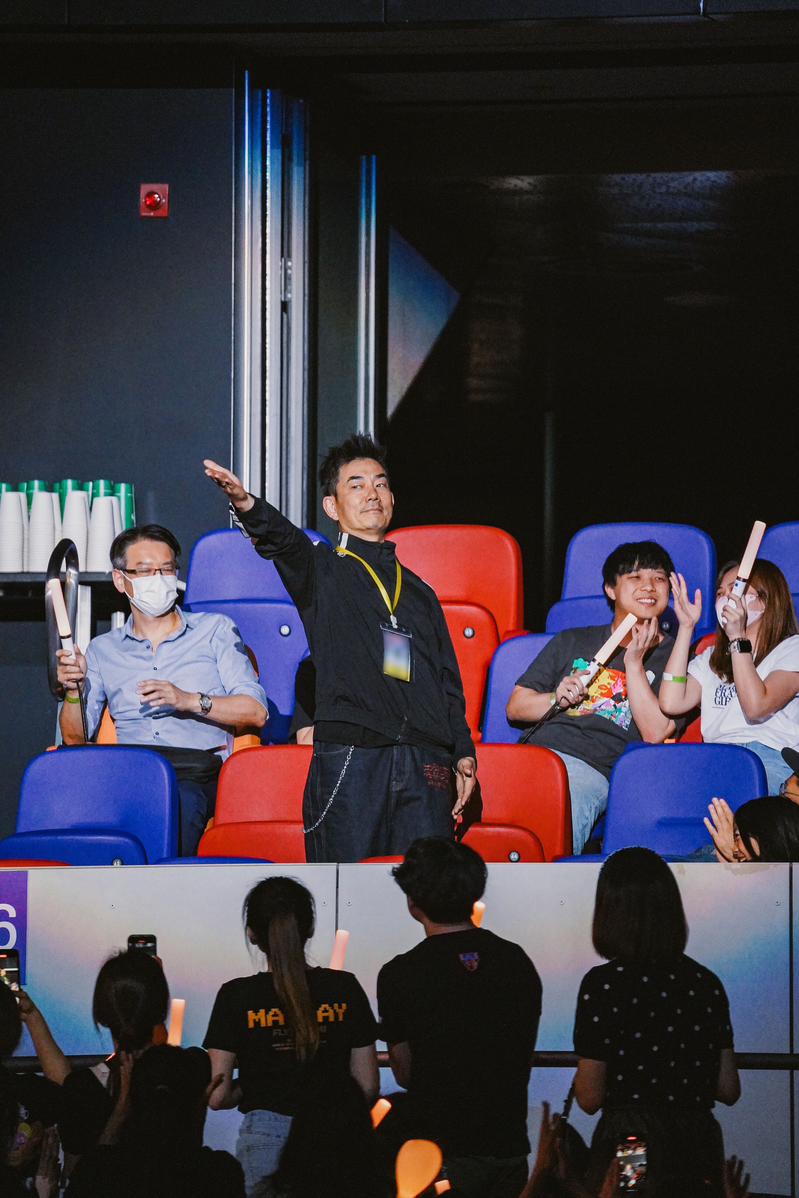 前幾天還在彰化田中迎接白沙屯媽祖，任賢齊昨（9日）晚間在香港看五月天啦。（相信音樂提供）