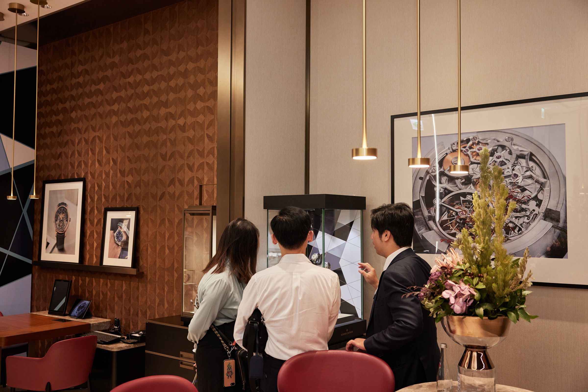 《江詩丹頓2023高級複雜腕錶展》採預約制,由專人導覽。