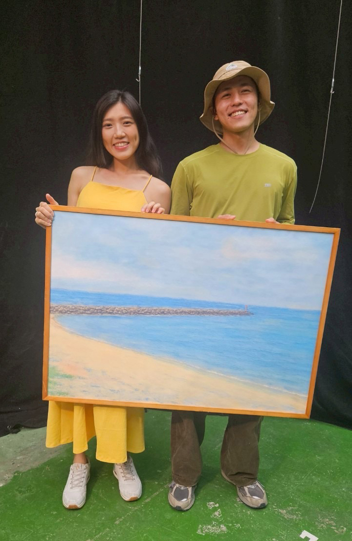 林希子與導演孫明宇合照。(iSHOW愛秀演藝提供)