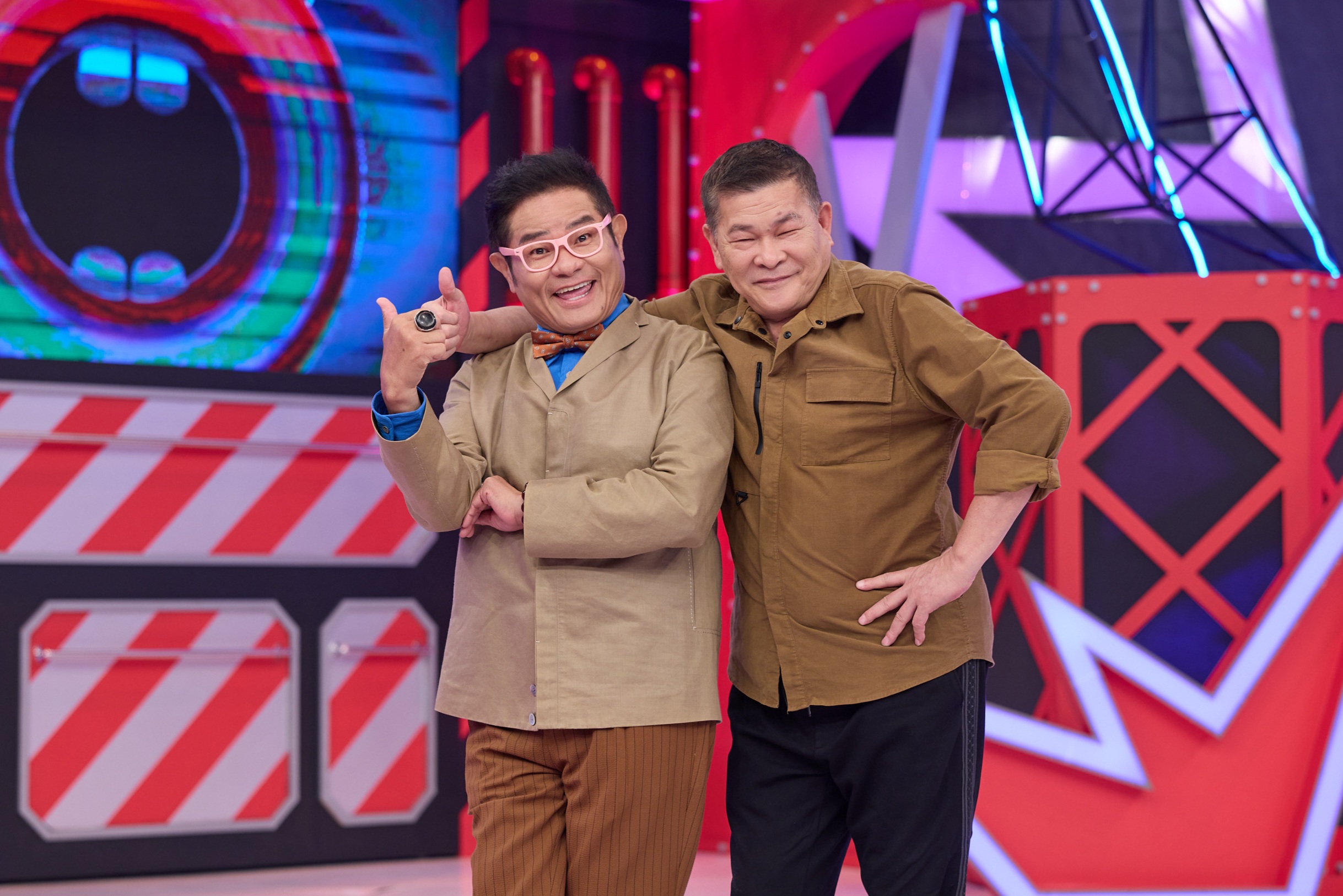 許效舜與澎恰恰出席記者會。（公視台語台提供）