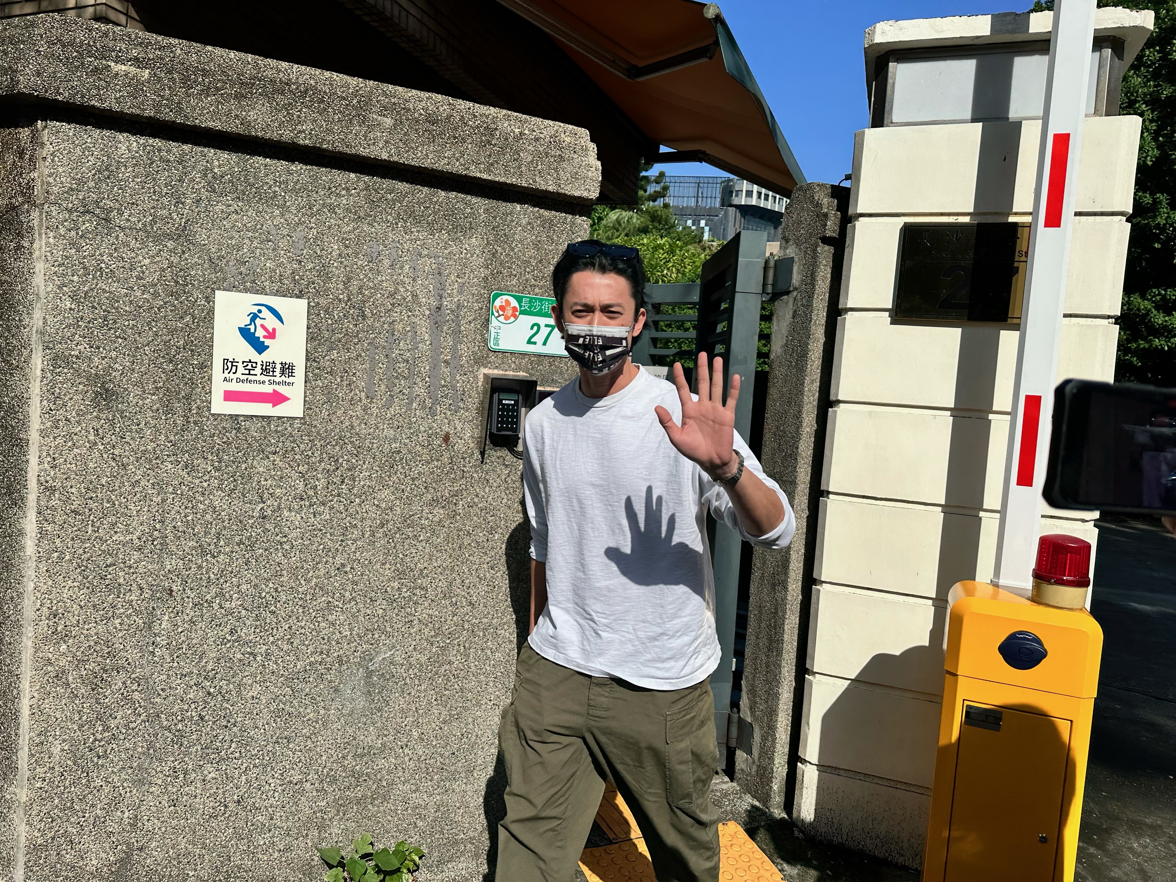 吳慷仁對於是否正籌拍《我們與惡的距離2》表示：「我不能多說什麼」。