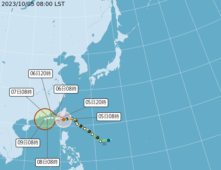 中颱「小犬」目前颱風中心正在鵝鑾鼻附近，預計今下午將進入屏東西方近海慢速西行。（翻攝自氣象署）
