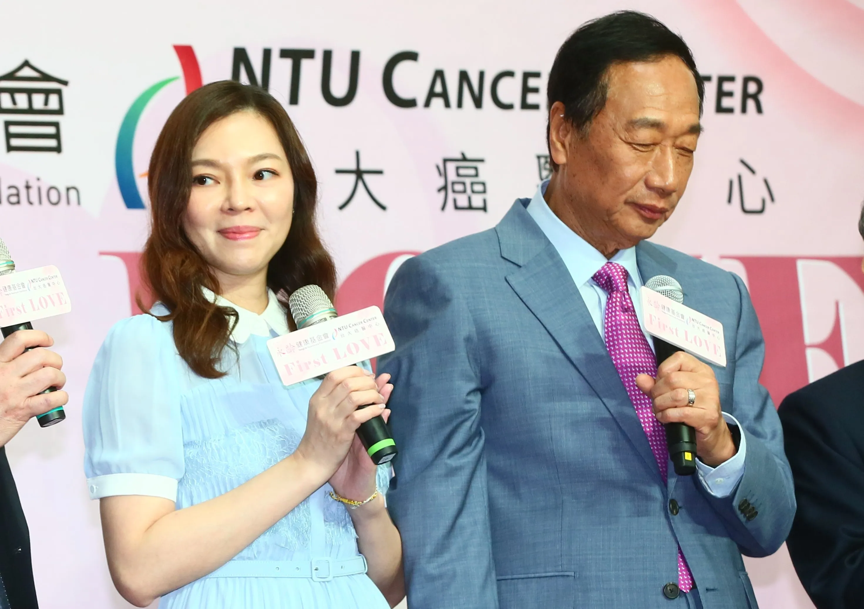 職業小三巴首富／郭台銘每天睡前必對曾馨瑩說「1句話」！　曝她私下「別被外表騙了」