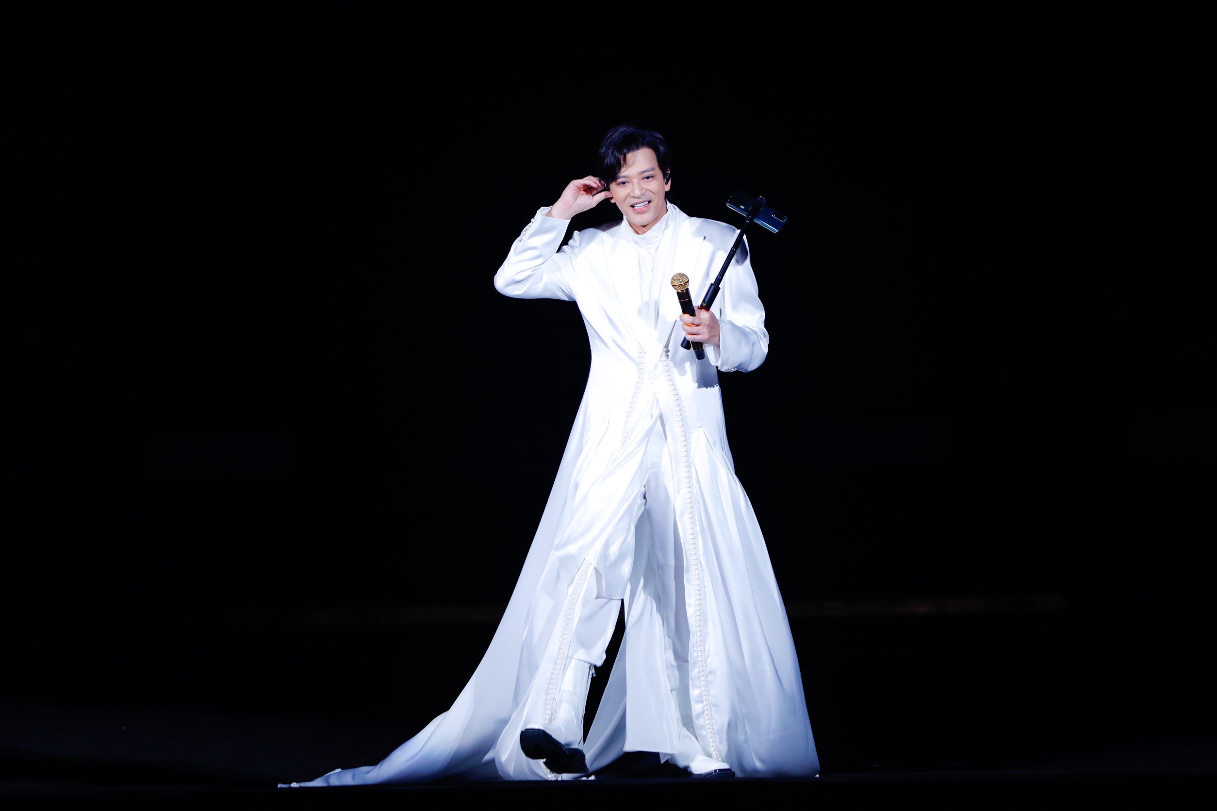 3小時的演唱會上，陳曉東一口氣唱了近40首歌曲。