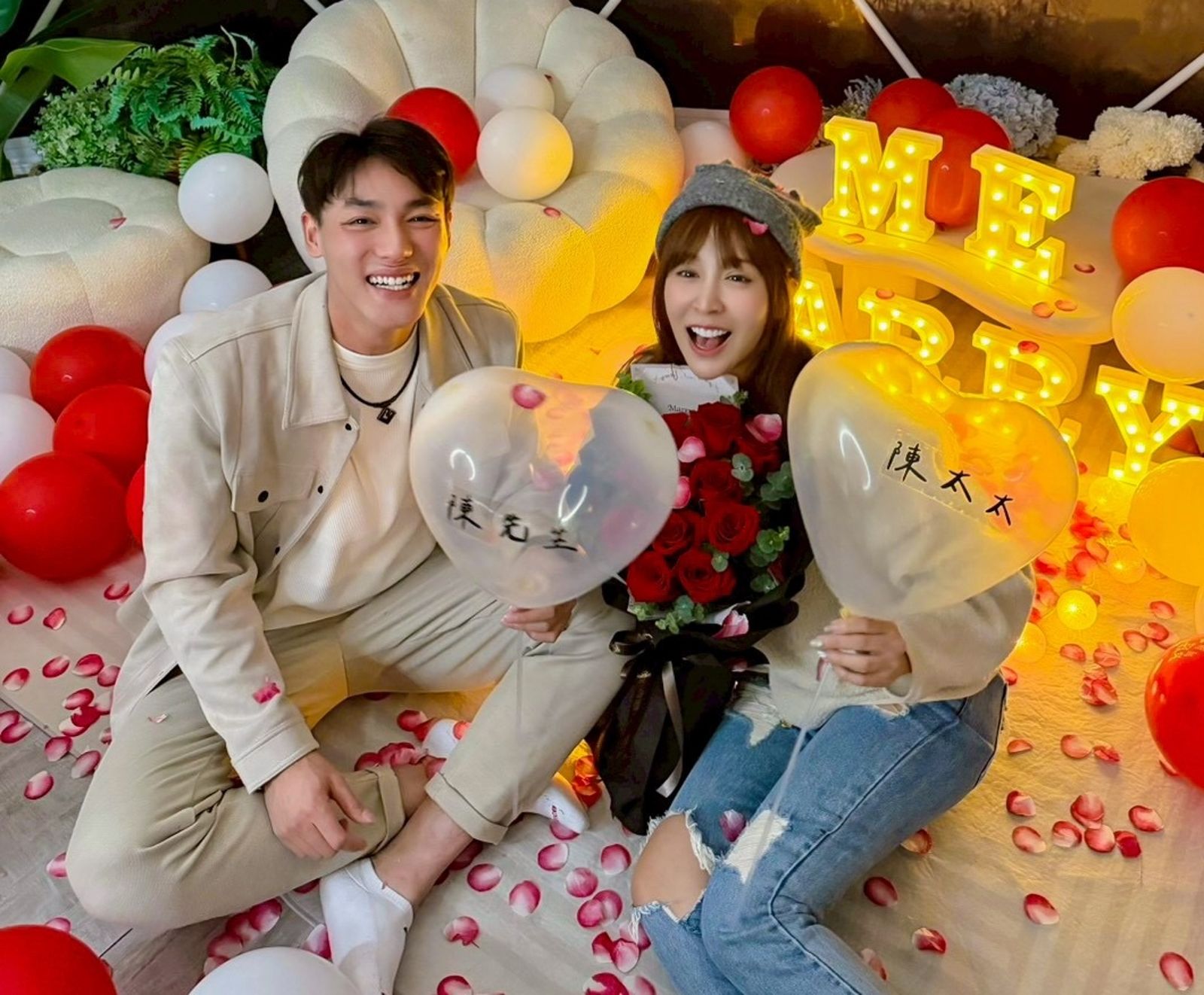 快訊/陳晨威求婚成功啾啾! 差6歲姐弟戀背號「49、98」藏真愛密碼