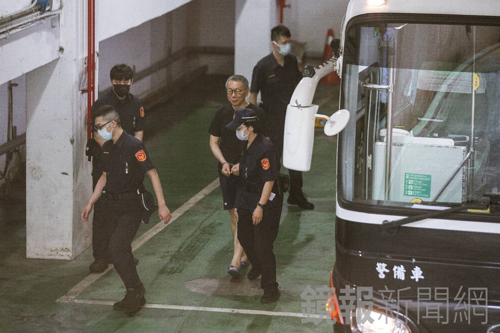 前台北市長柯文哲捲入京華城弊案,今日出庭應訊。(鏡報鄒保祥)