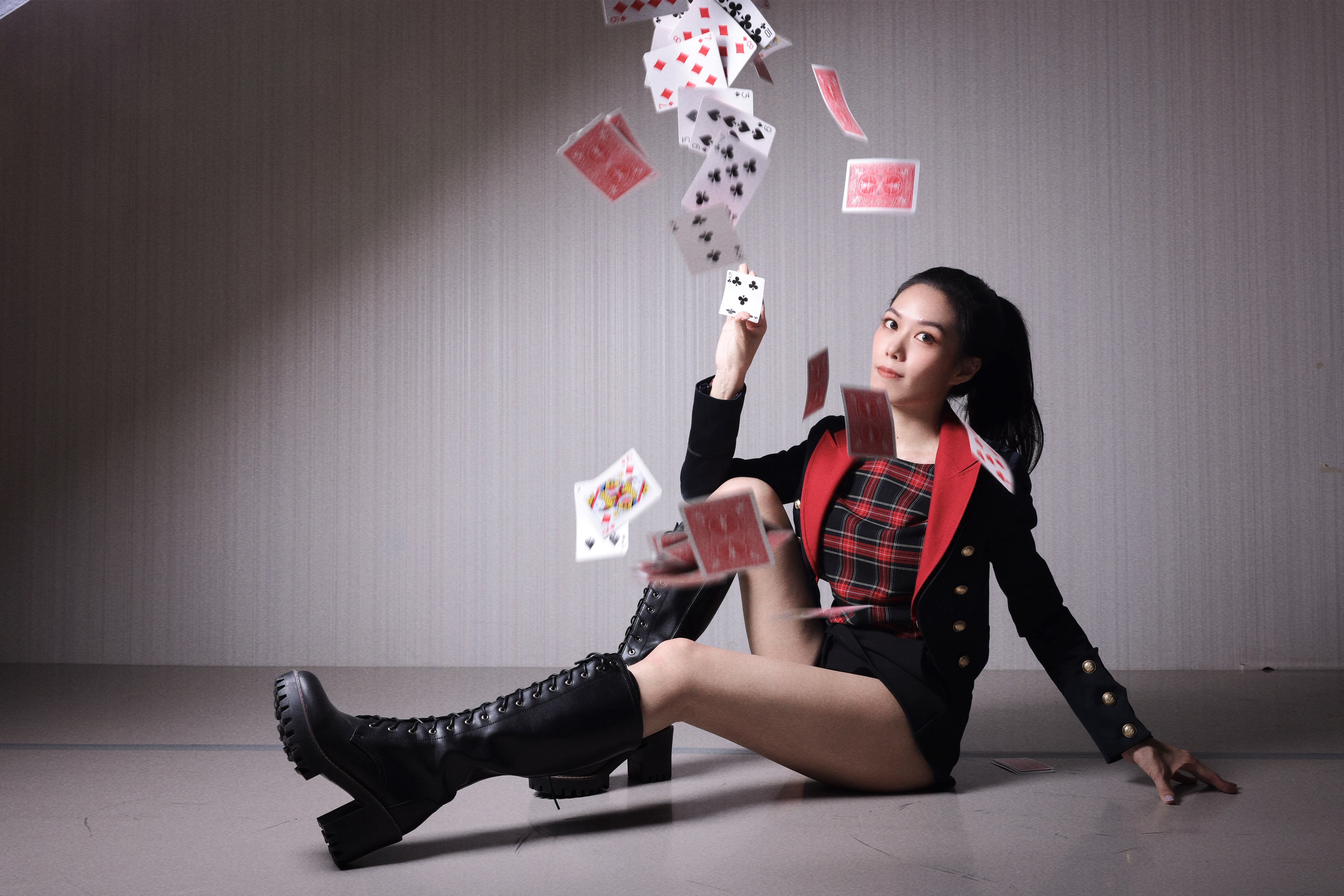 魔術師陳冫茜曾在韓國釜山拿下國際魔術節特別獎及進入中國達人秀前十強，本月將在高雄及台北等地演出。（陳冫茜提供）