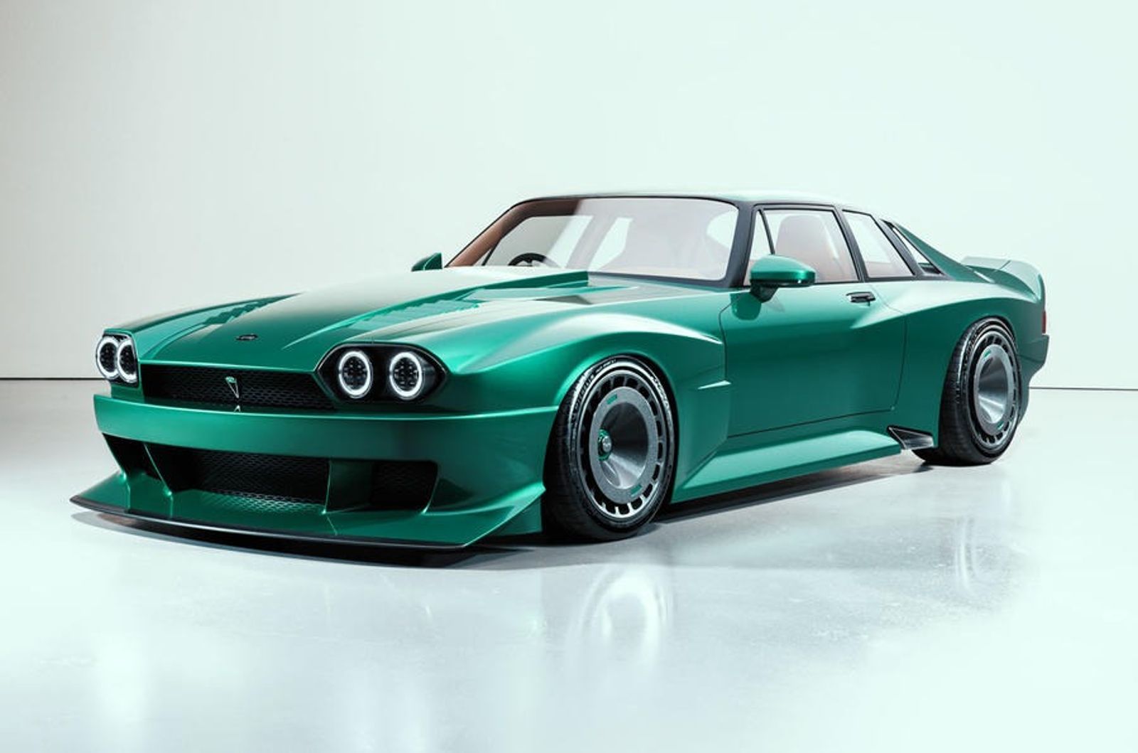 [Overseas Car News]Bold reinvention and rebirth of charm!  TWR Performance Supercat From Jaguar XJS