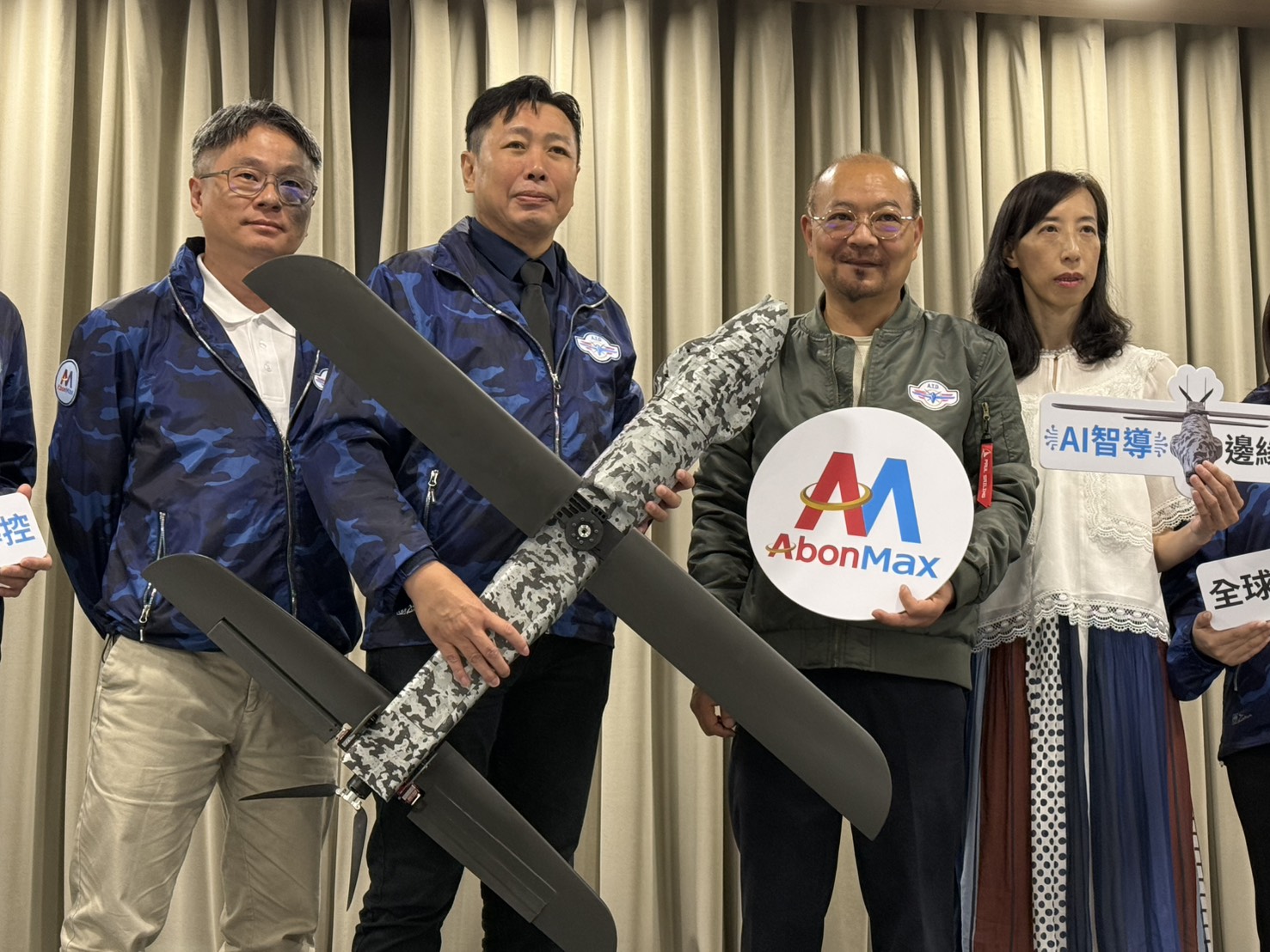 COBRA-3120為全台灣自製生產的無人機代表作之一，結合彈性酬載與長距導控，突顯台灣軍用無人機自主戰力再升級。