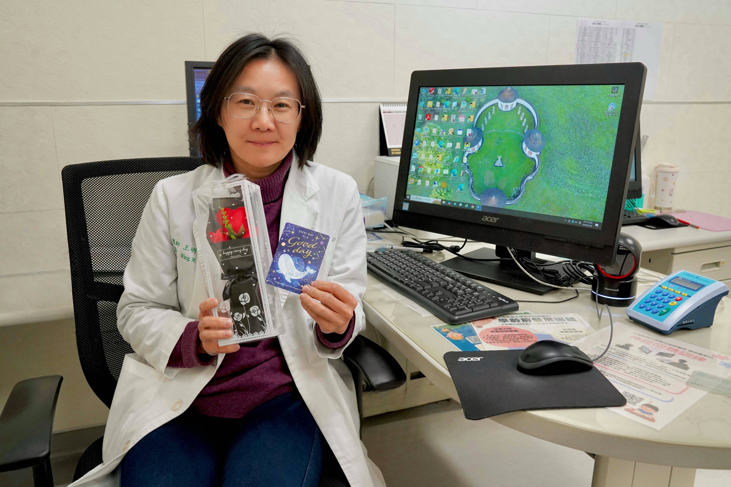 身心科主任王明鈺提醒過度減肥危害健康賀爾蒙、心肺功能都會被影響。（中國醫藥大學新竹附設醫院提供）