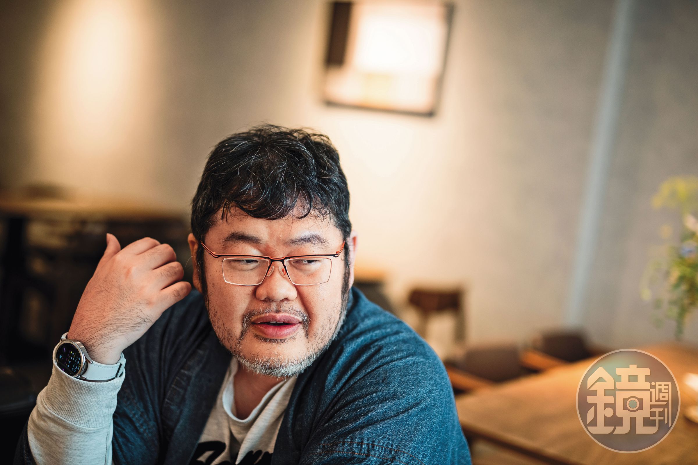 網紅四叉貓揭露黃國昌的賓士沒有依規申報財產。(本刊資料照)