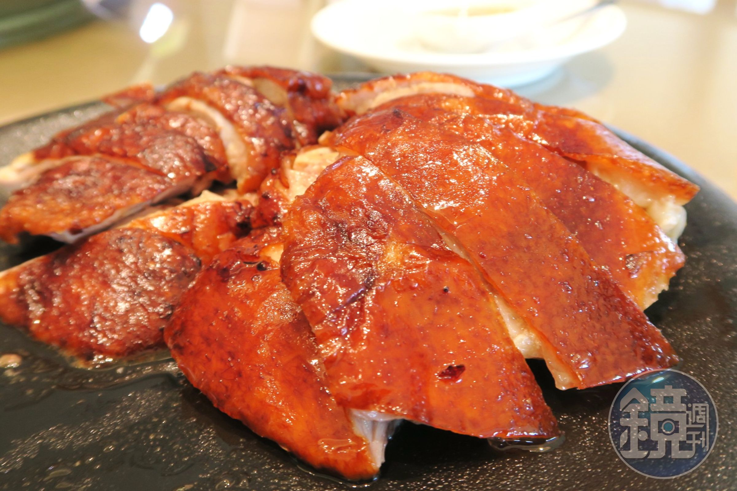 這碟鴨肉可說是廣式燒鴨的升級版，肉夠嫩、皮夠脆。