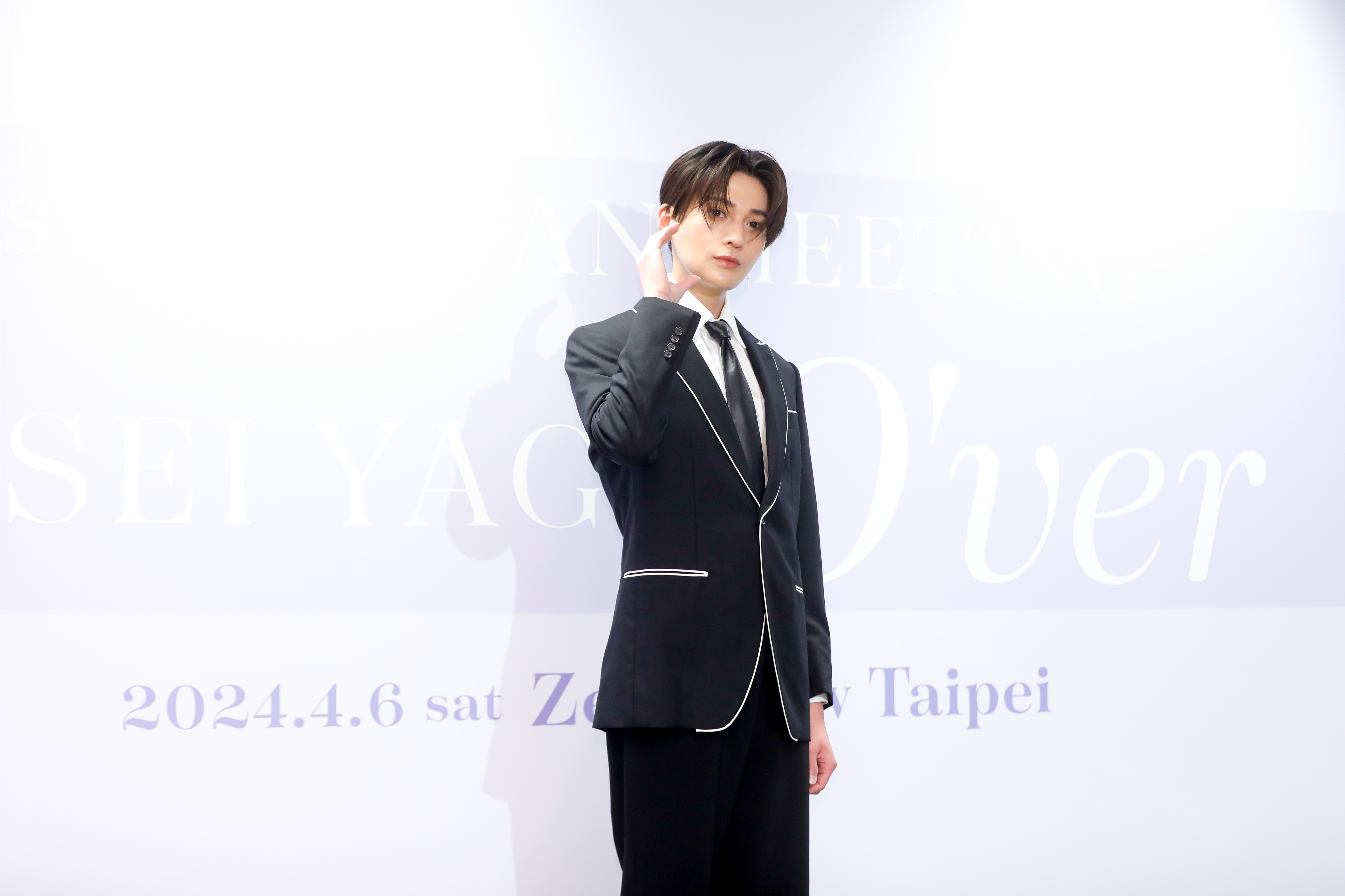 八木勇征第一次在台灣接受媒體聯訪,明顯有點緊張。