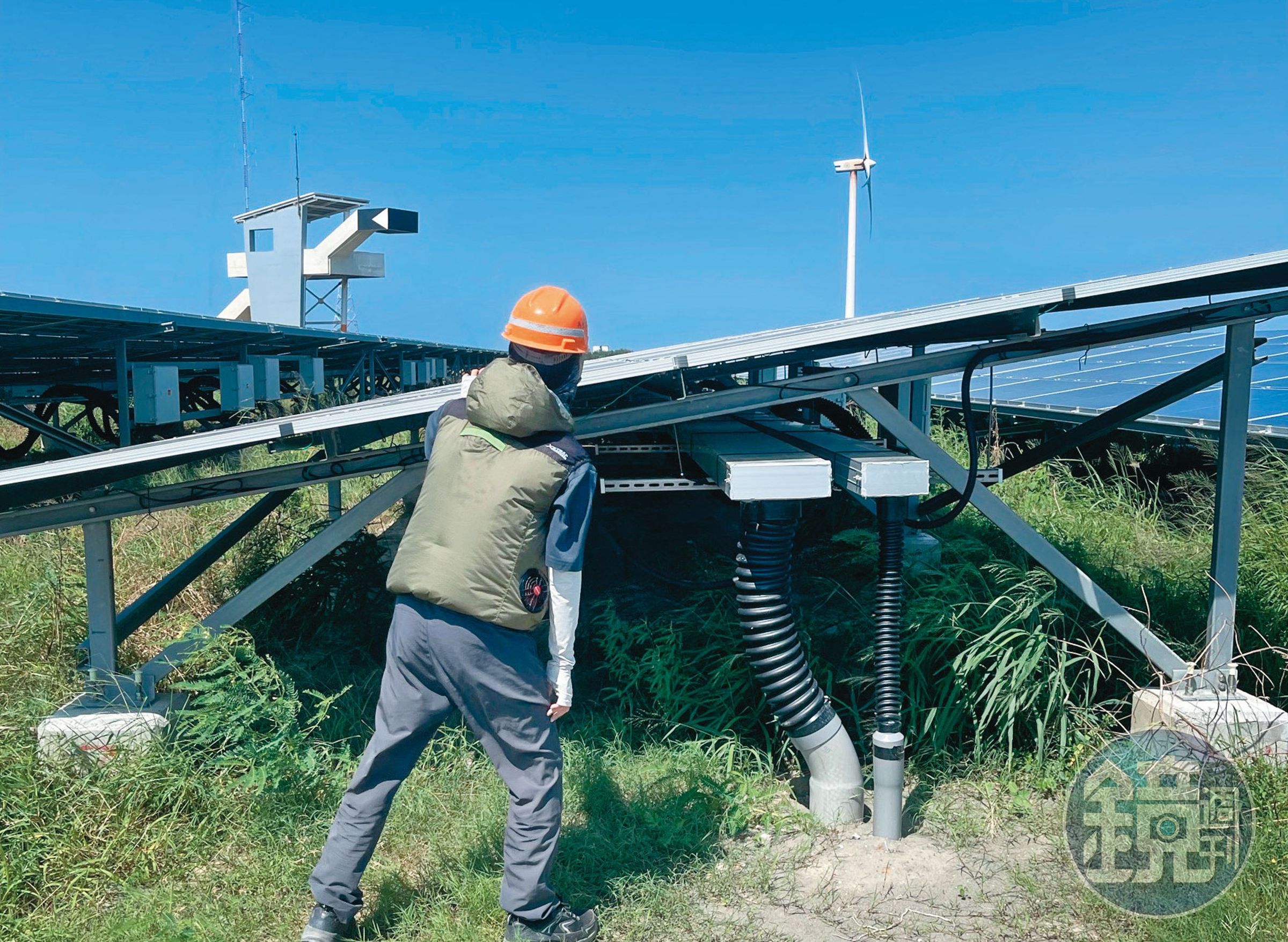 台電孫公司星能遭爆缺乏統籌能力,要求包商邊做邊改,引發許多亂象。(讀者提供)