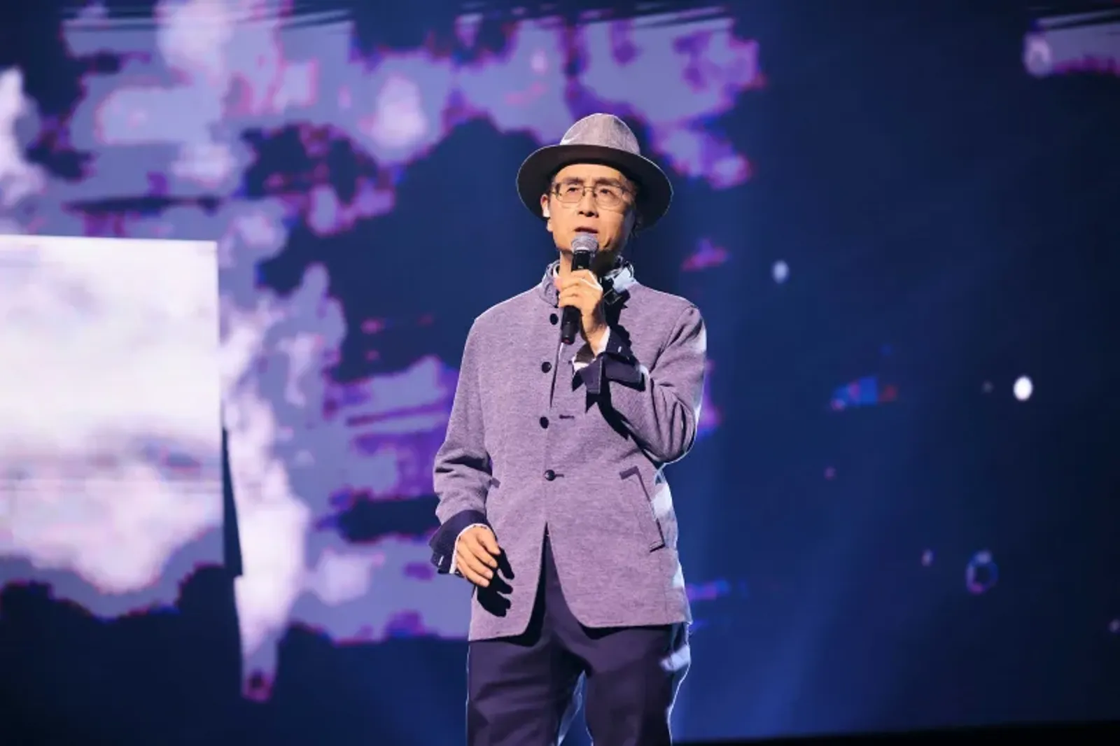 上個月在大巨蛋演出的民歌之父楊弦驚傳辭世。(中華音樂人交流協會提供)