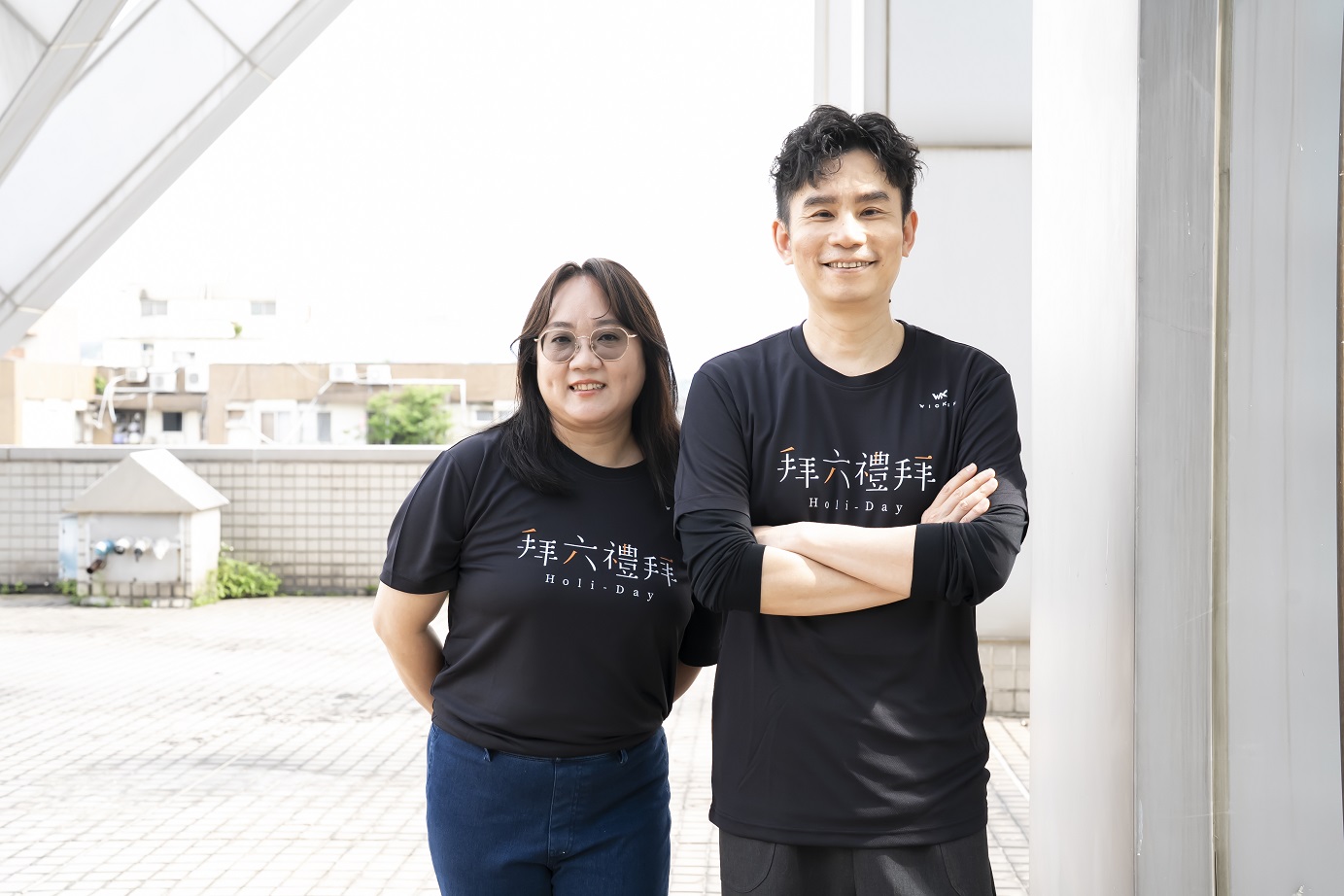 編導杜政哲（右）與製作人顏克儀（左）聯手打造以熟齡女子為主角的台語劇。