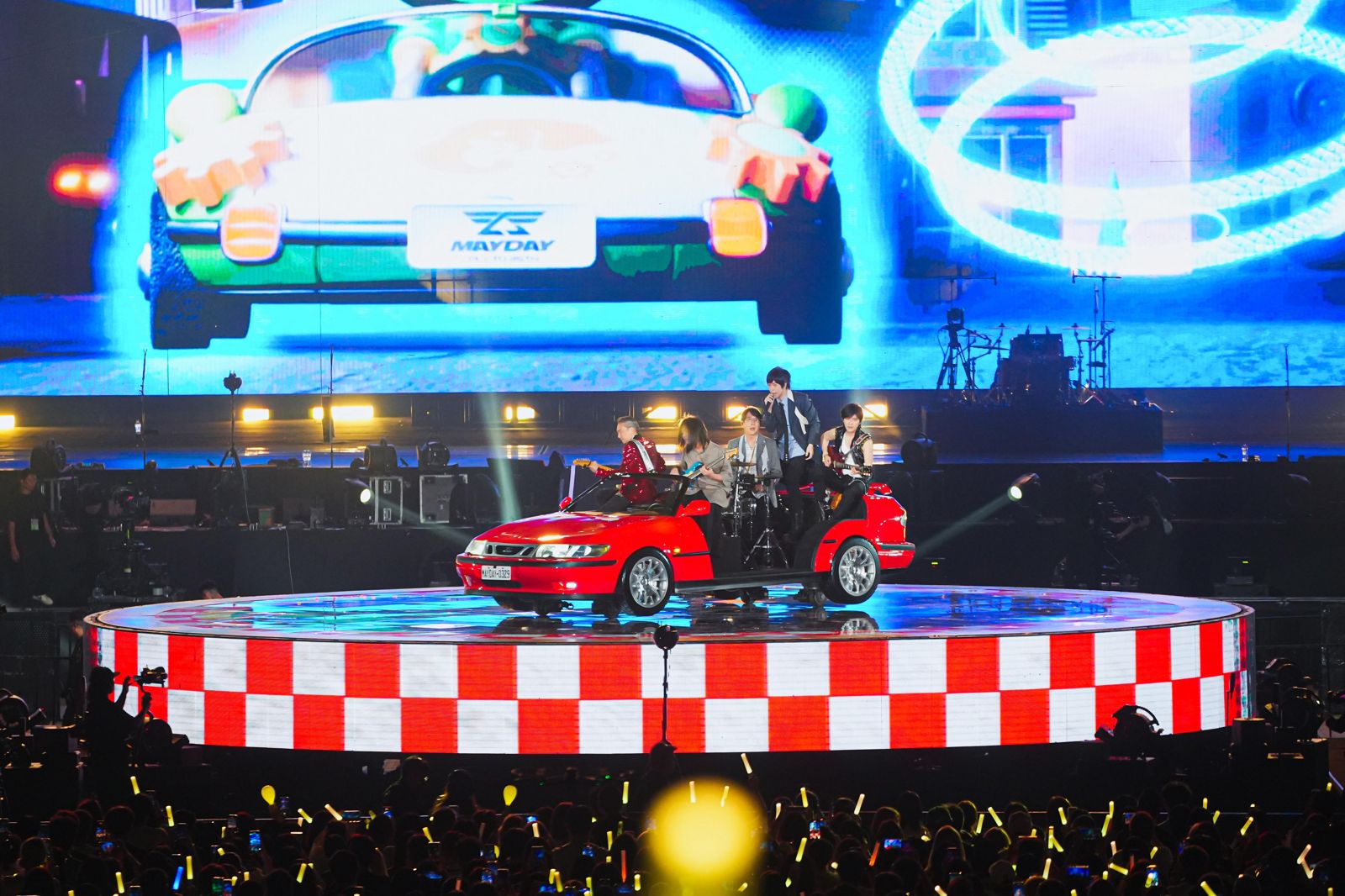 北投金城武阿信留台跨年 五月天《回到那一天》台中新年快樂版6場開唱