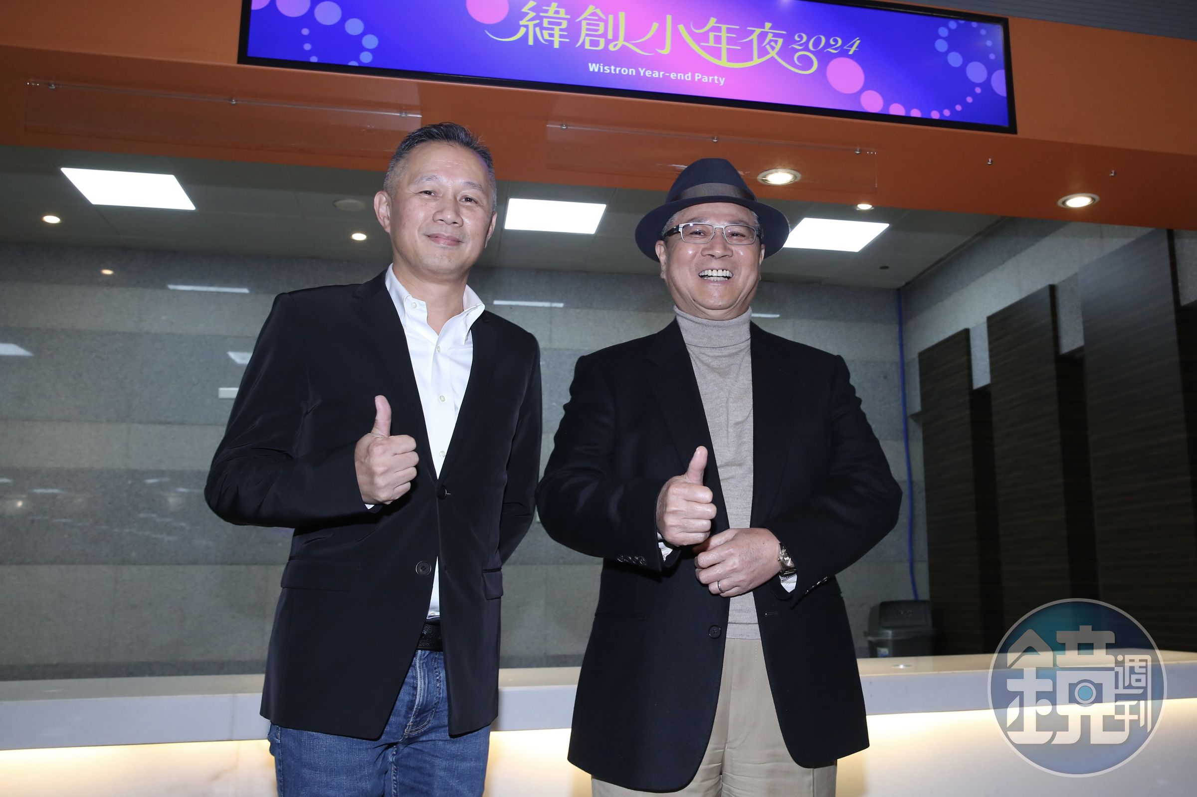 林憲銘（右）登高一呼，今年緯創挑戰AI業績3位數成長。左為緯創總經理林建勳。