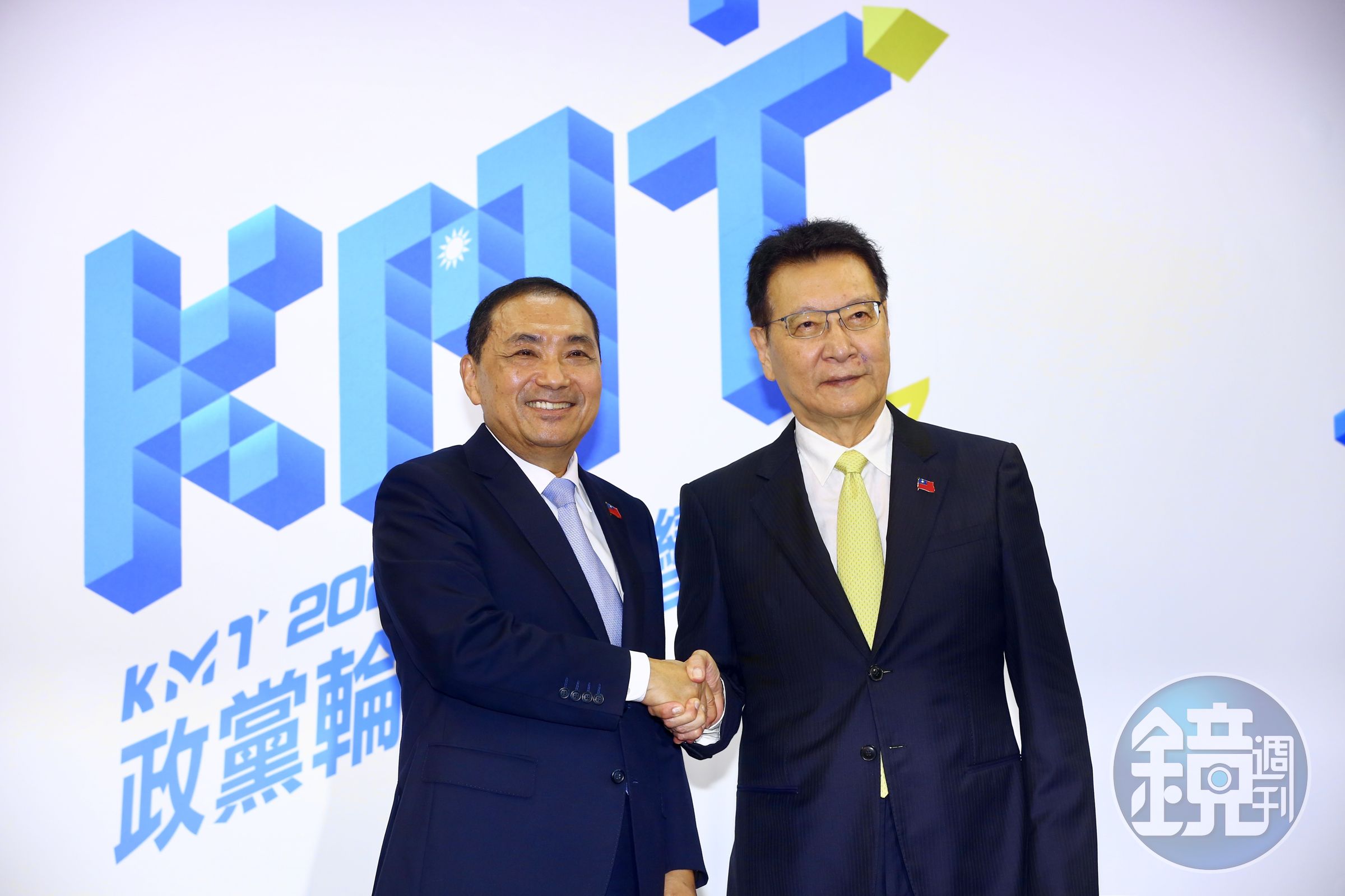 國民黨總統參選人侯友宜宣布副手就是中廣董事長趙少康。