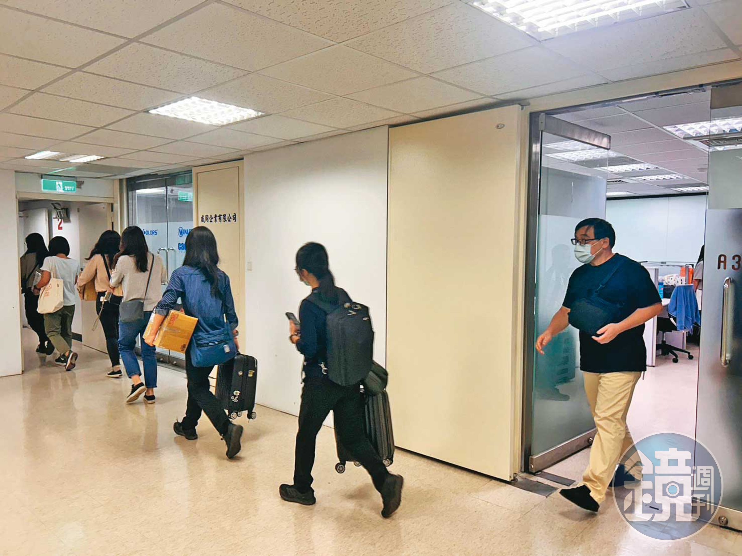 柯文哲8大金庫密帳陸續曝光,全案預計年底起訴。