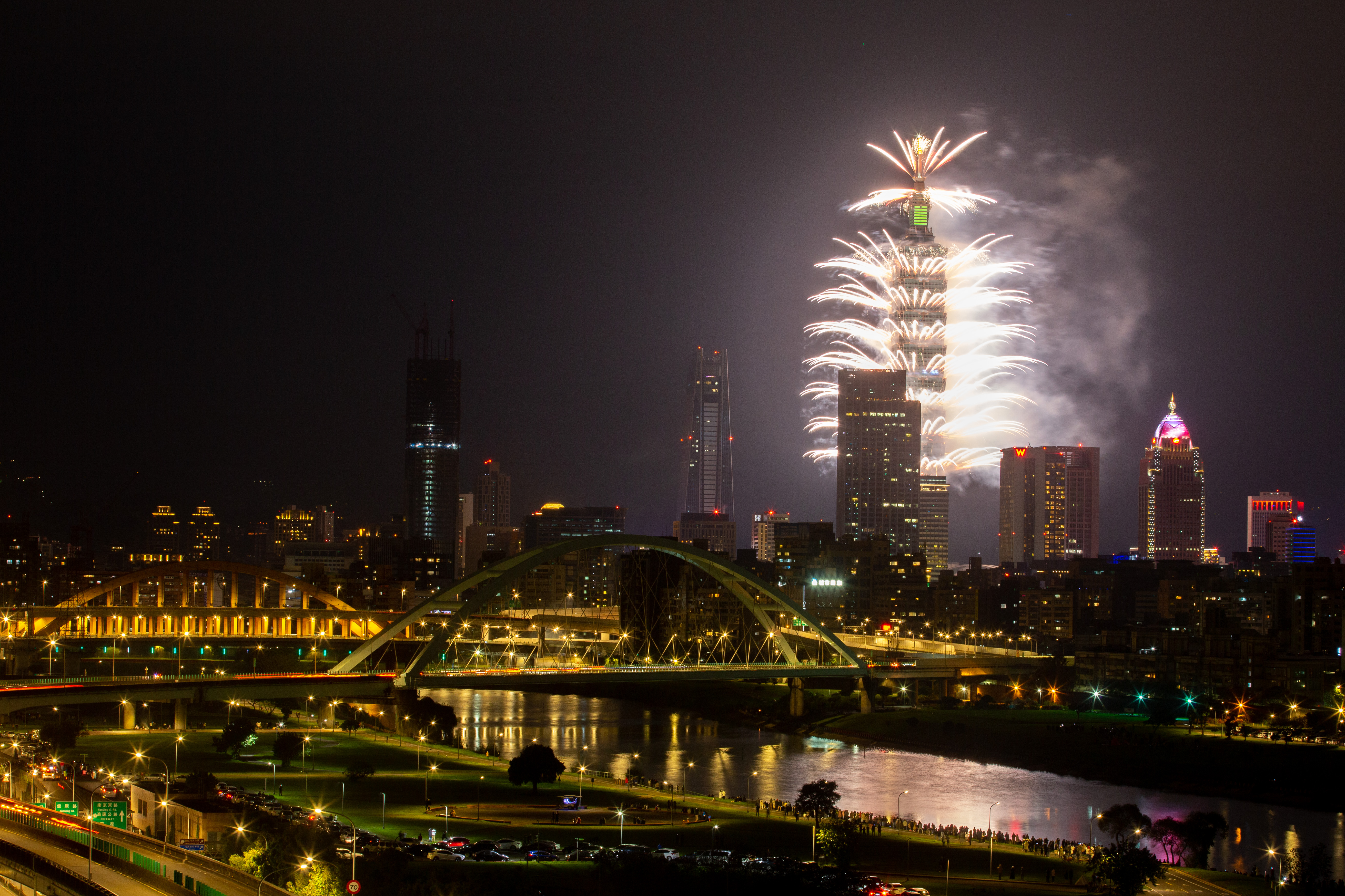 財經網站《Insider Monkey》公布「全世界最富裕20國」榜單台灣排在第12。